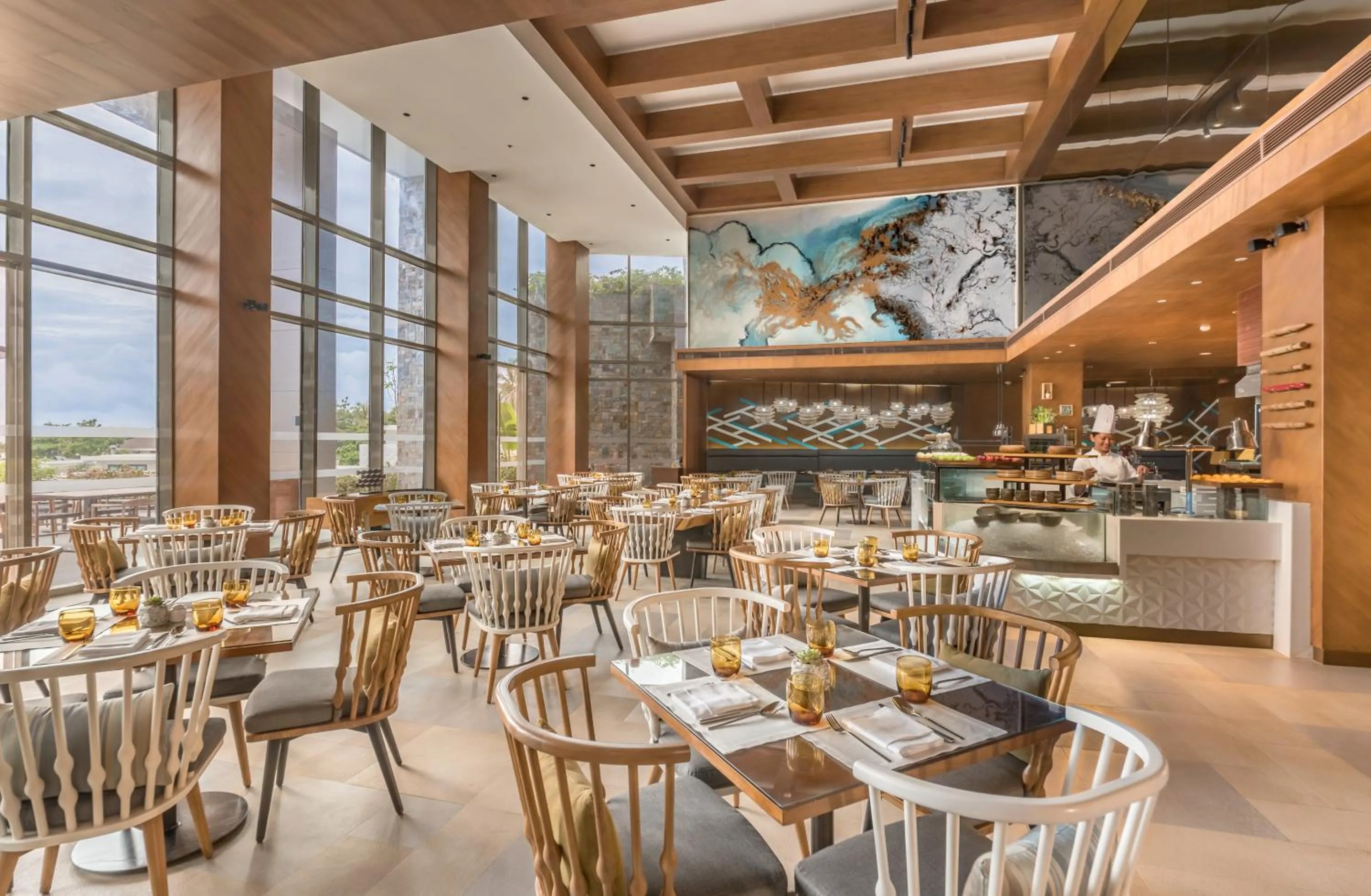 Restaurant/places to eat in Crimson Resort and Spa Boracay