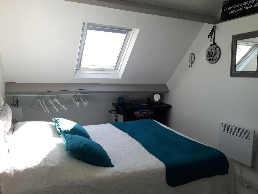 Bed in Chambres d'Hôtes La Clef des Champs Normandie Manche 50