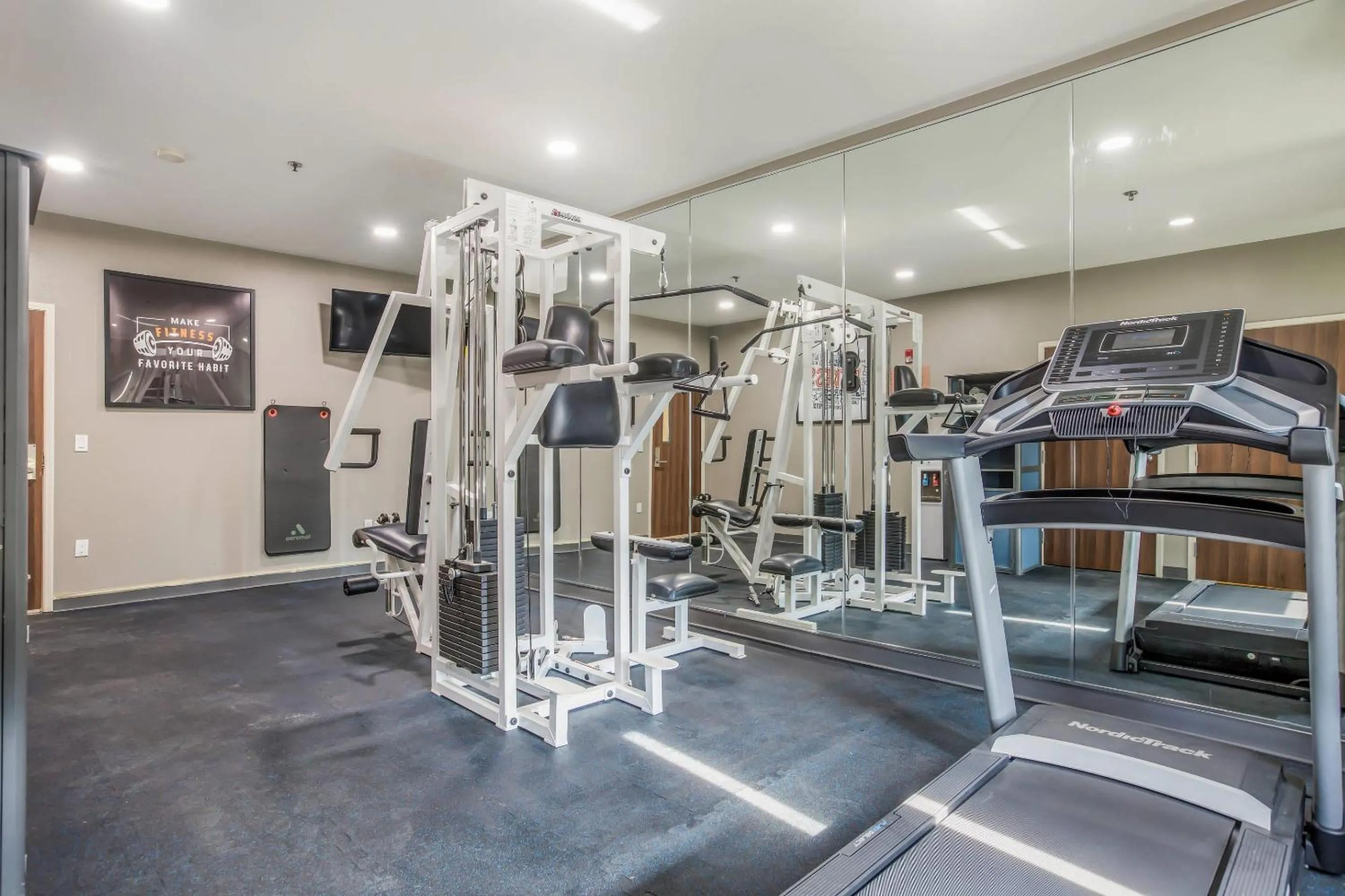 Fitness centre/facilities in The Leo Collection Detroit, an Ascend Collection Hotel