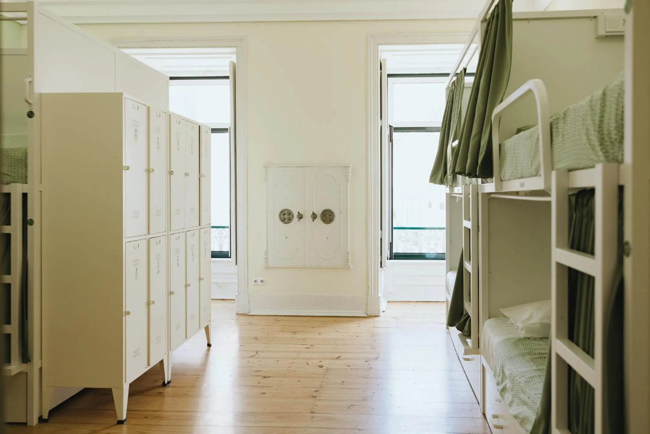 Bedroom in Lisb'on Hostel