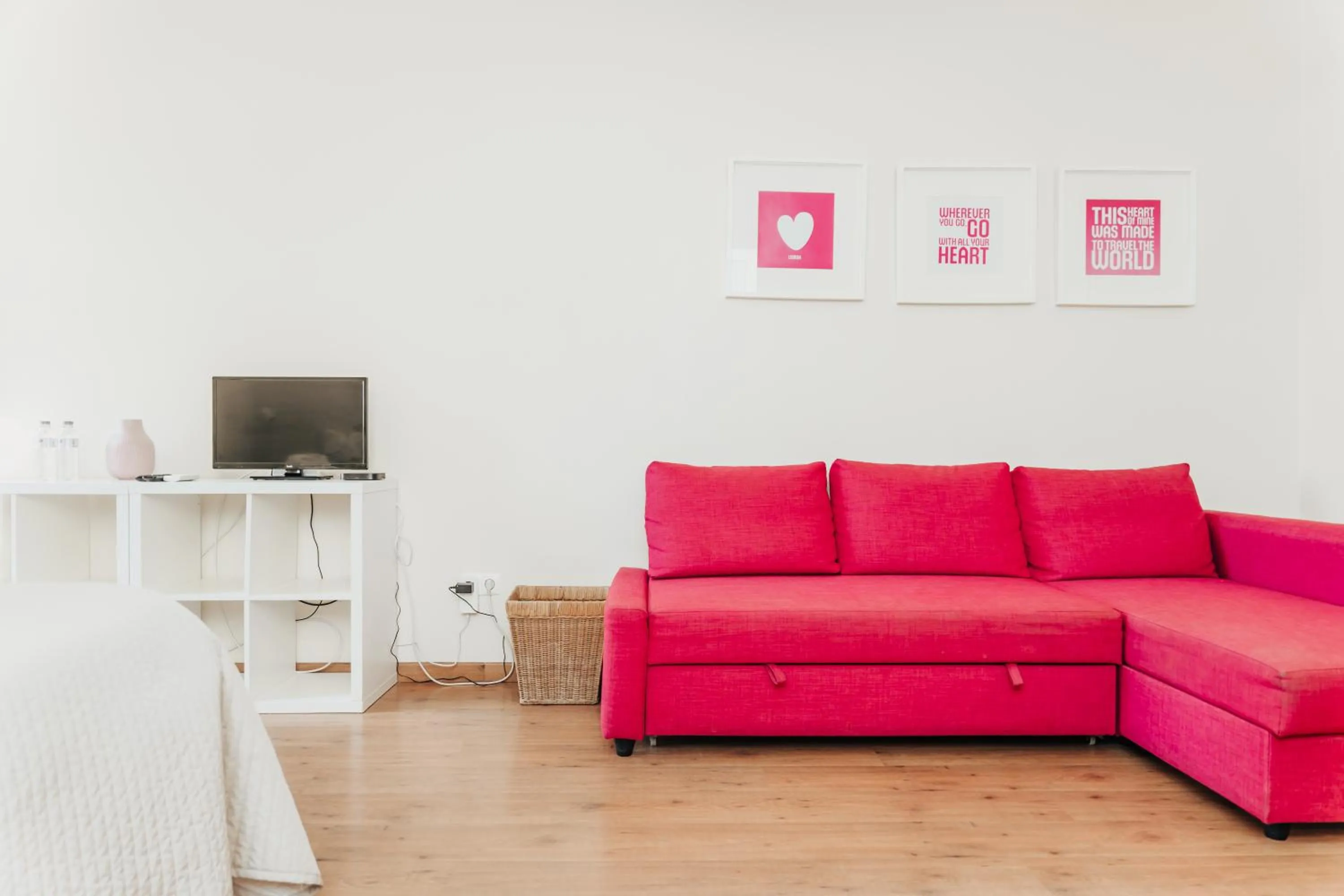 TV and multimedia in Lisb'on Hostel