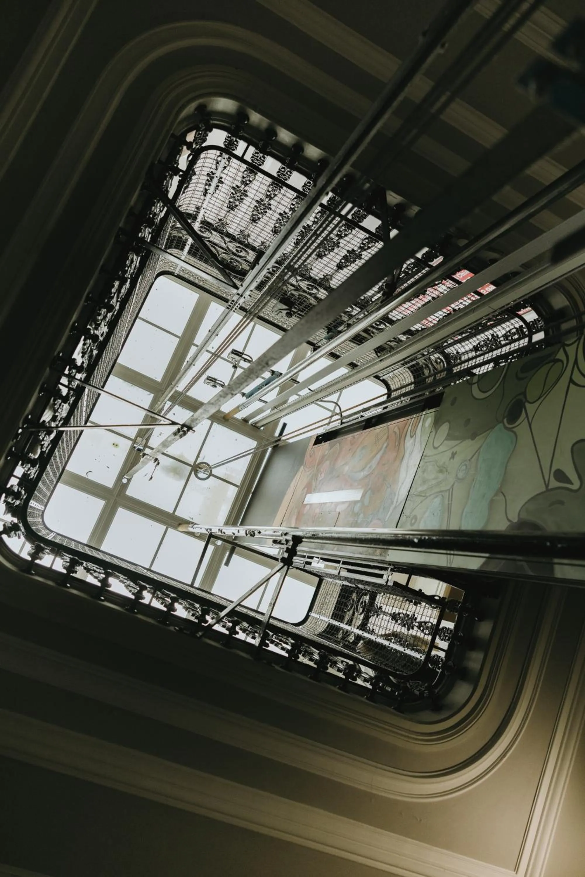 Property building in Lisb'on Hostel