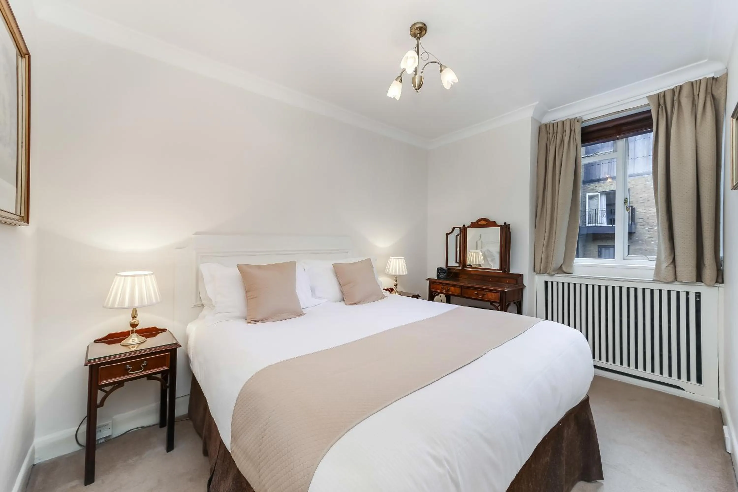 Bedroom, Bed in 10 Curzon Street by Mansley