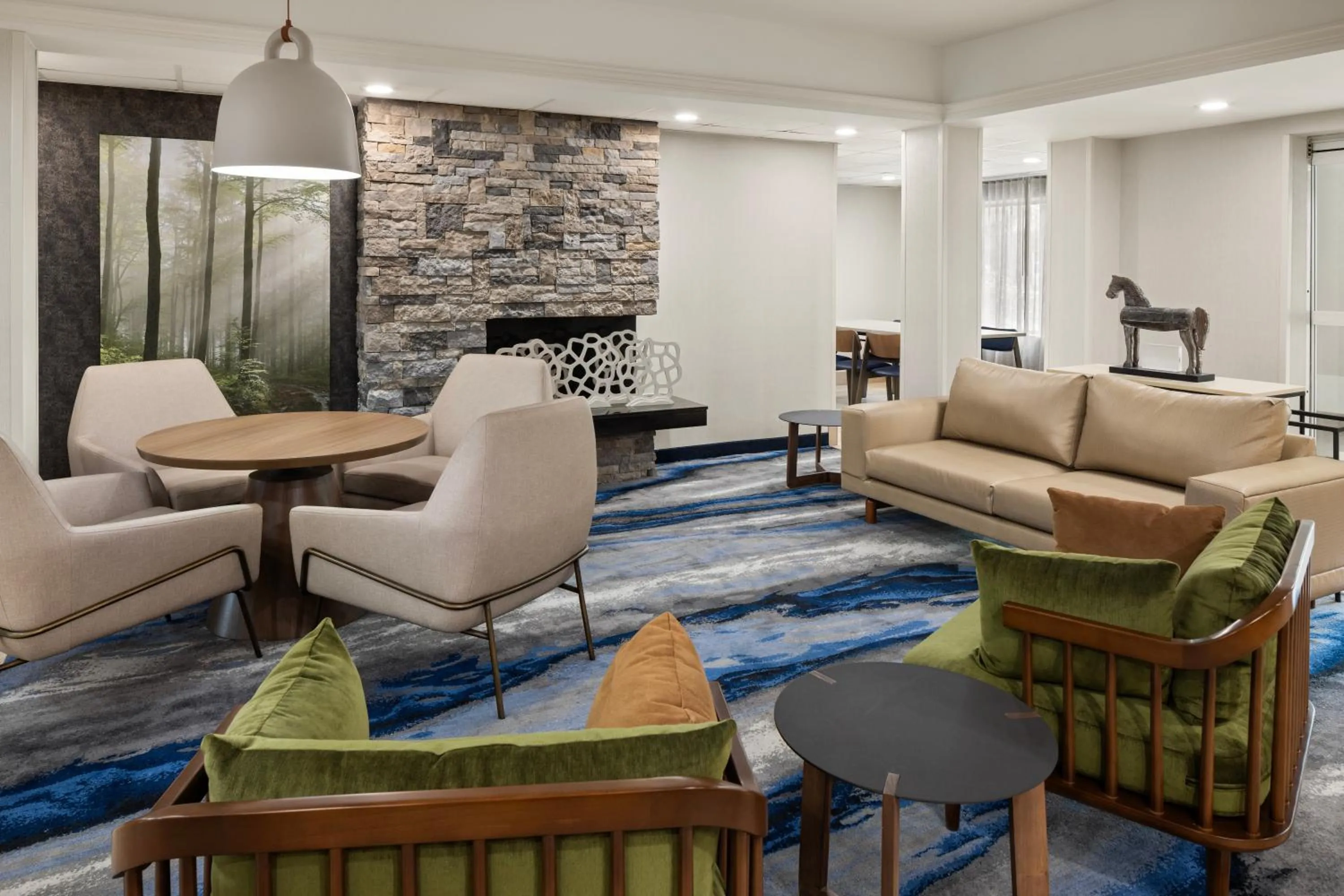 Lobby or reception in Fairfield Inn & Suites by Marriott Columbus East
