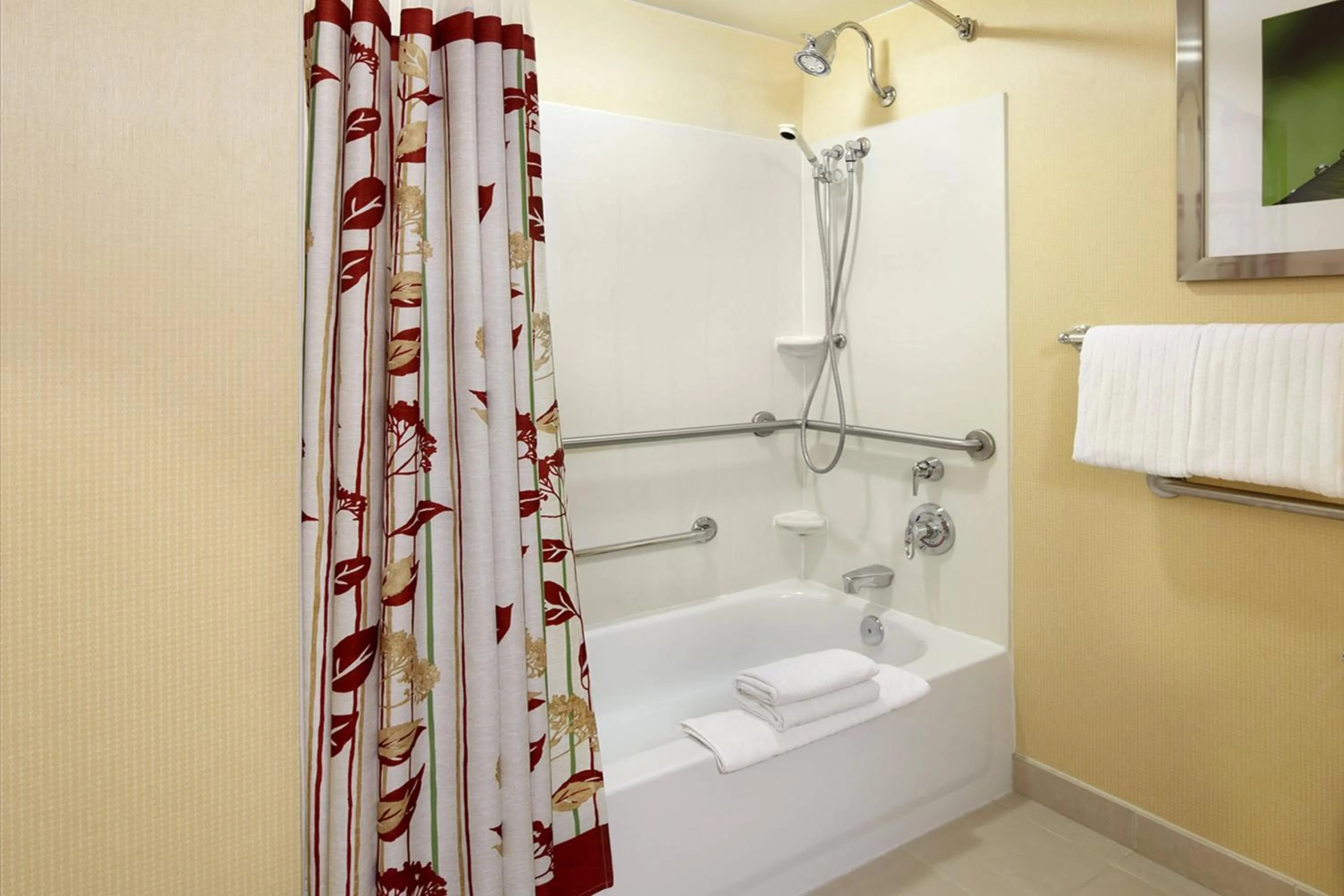 Bathroom in Courtyard Newark Granville