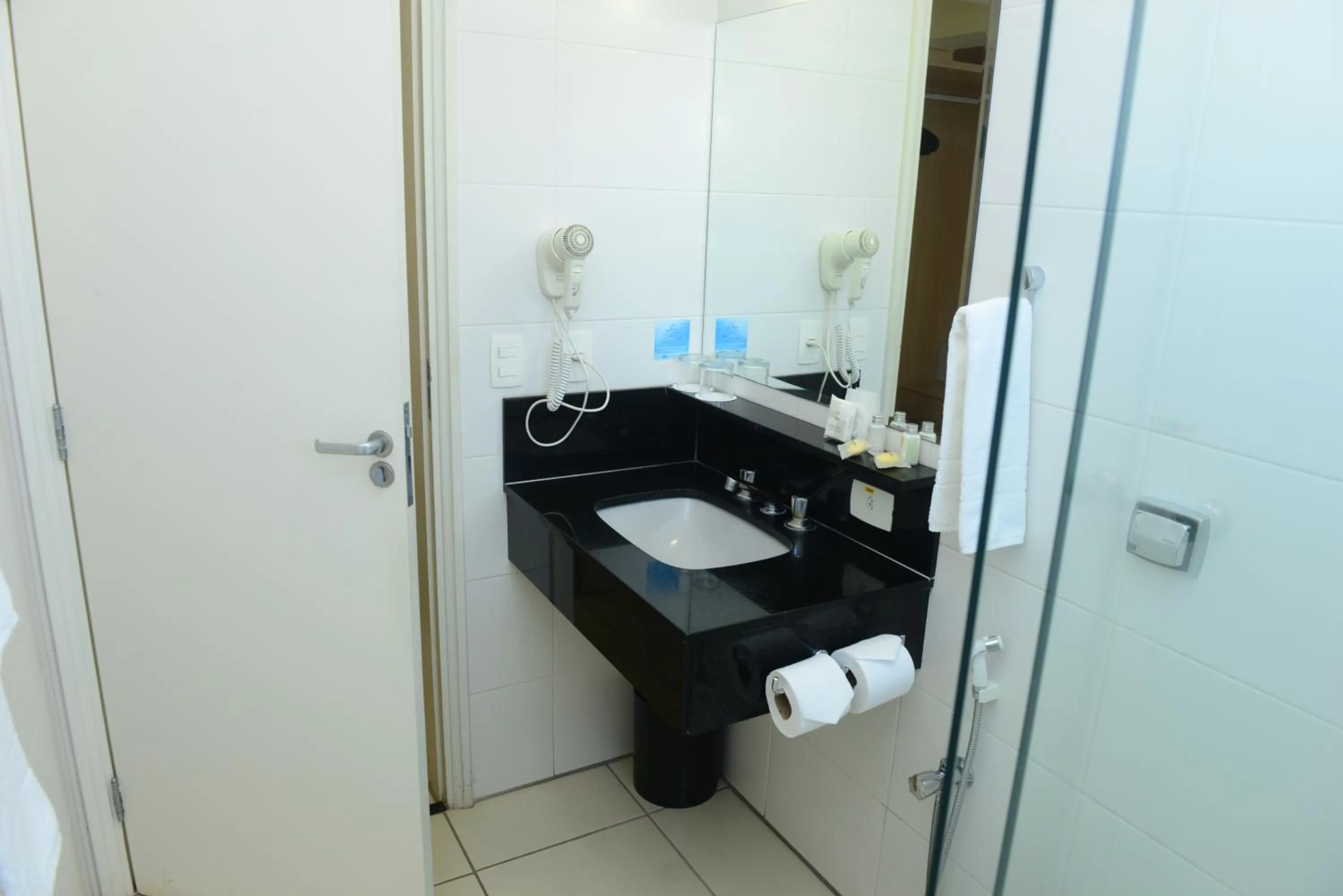 Bathroom in Saint Peter Hotel