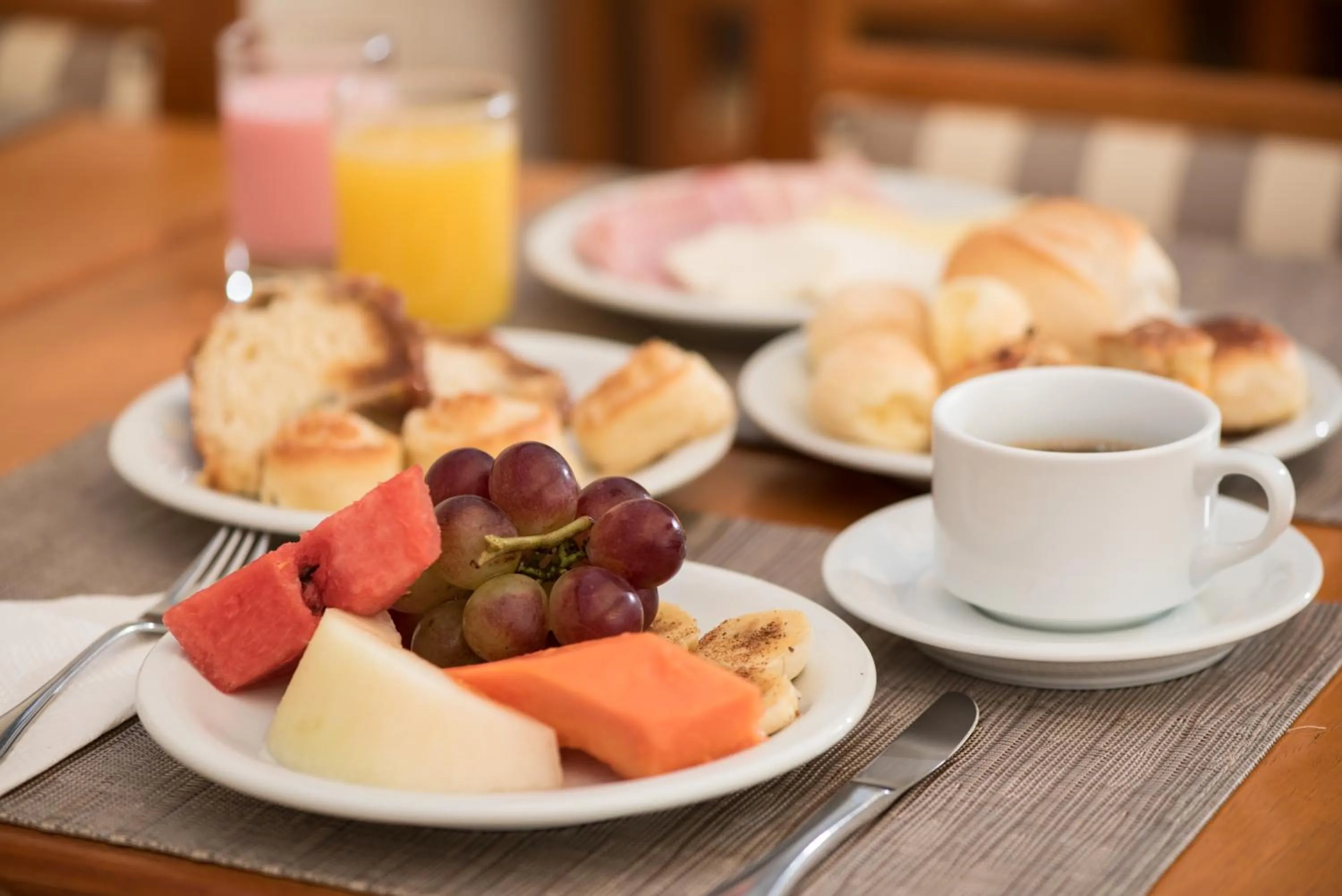 Food and drinks in Saint Peter Hotel