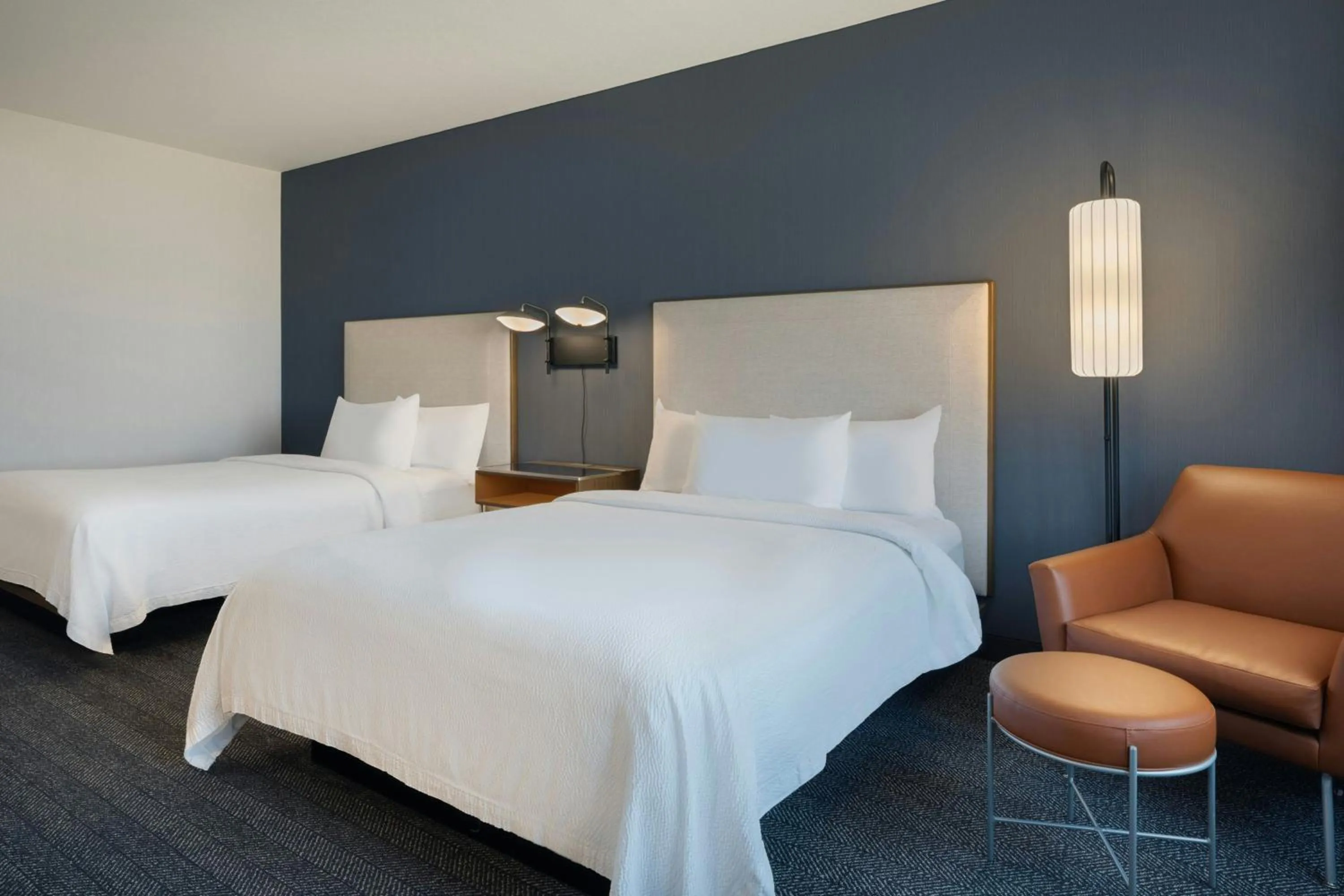 Photo of the whole room, Bed in Courtyard Casper