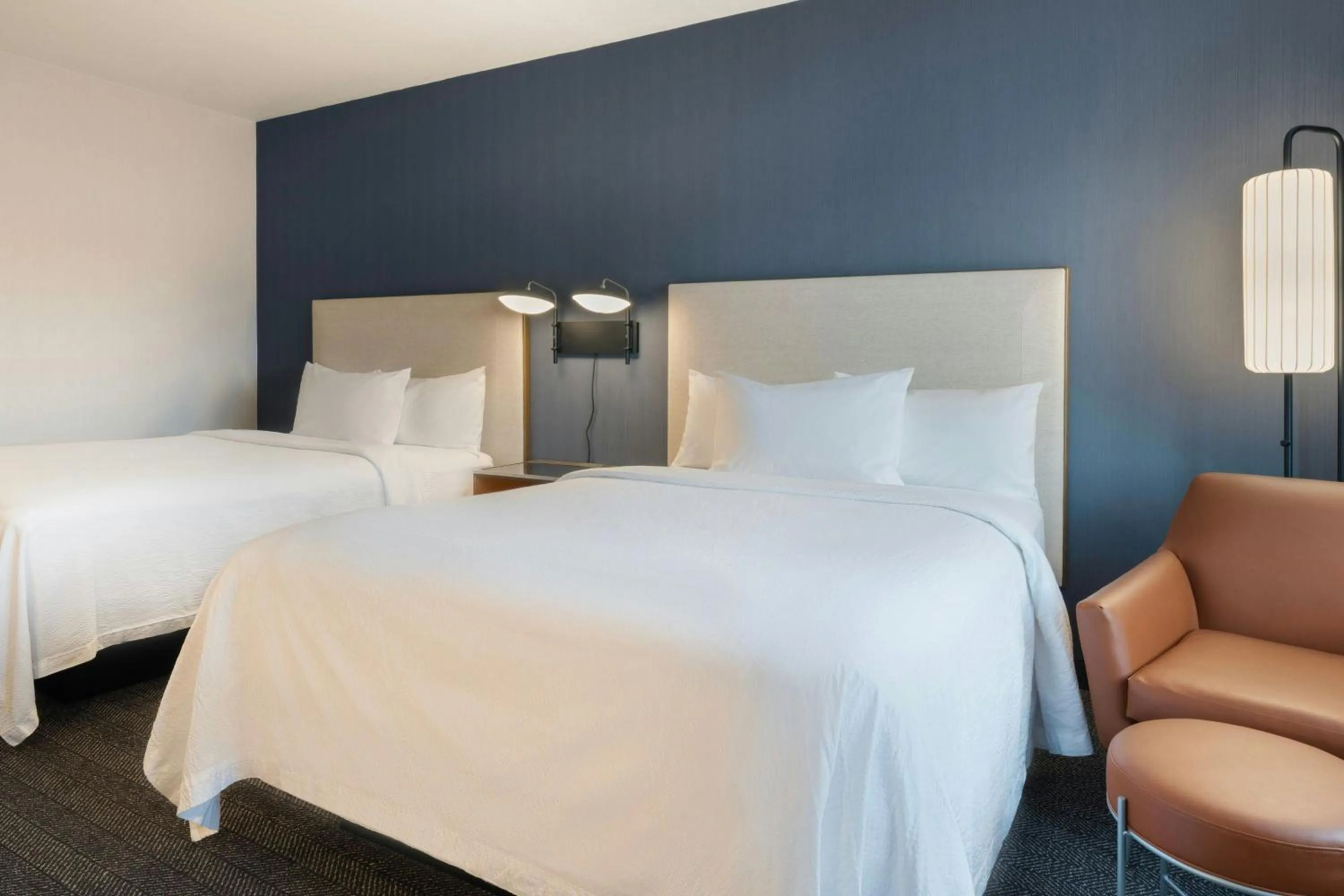 Photo of the whole room, Bed in Courtyard Casper