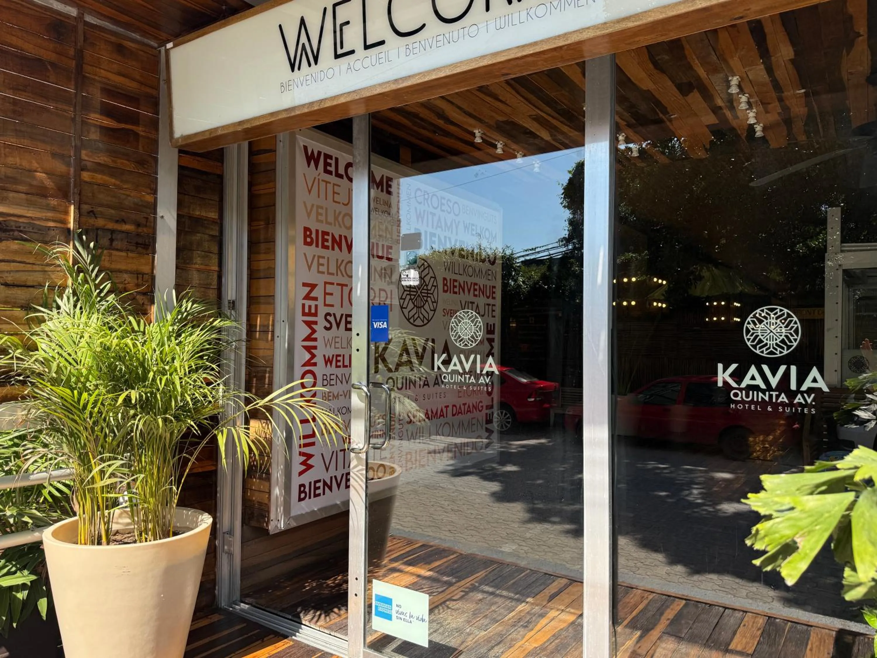 Facade/entrance in Reina Roja Hotel Boutique