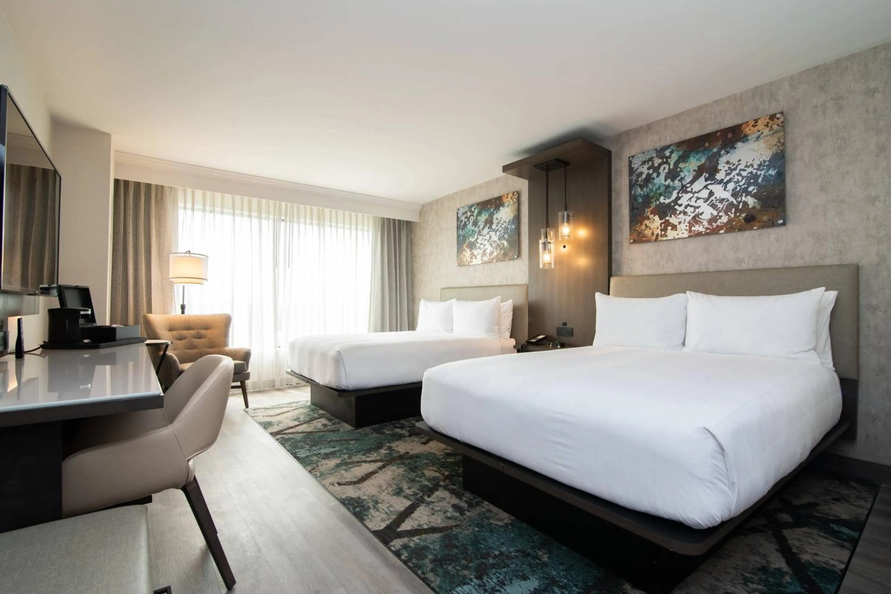 Photo of the whole room, Bed in Columbus Marriott