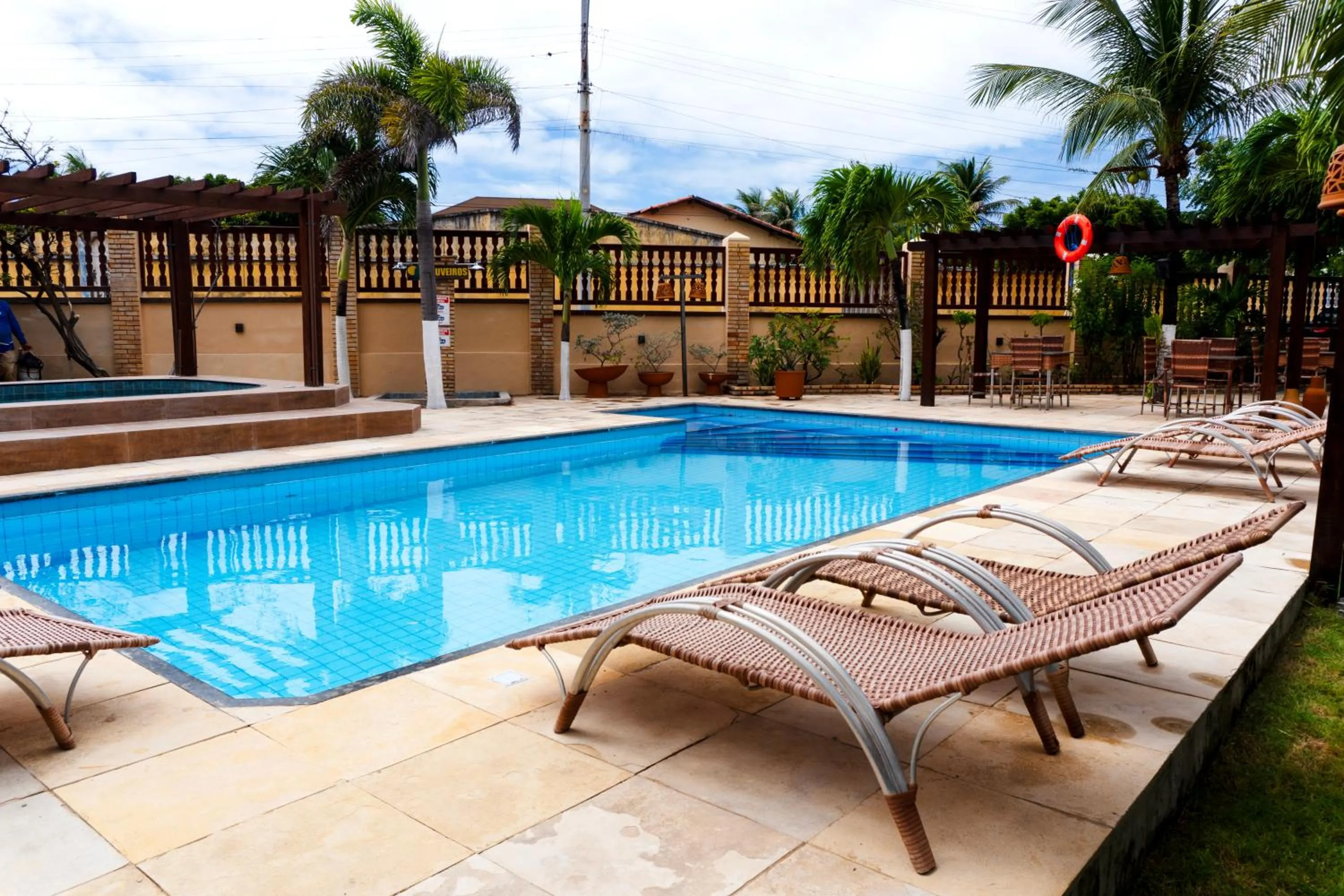 Swimming pool in Hotel Jangadas