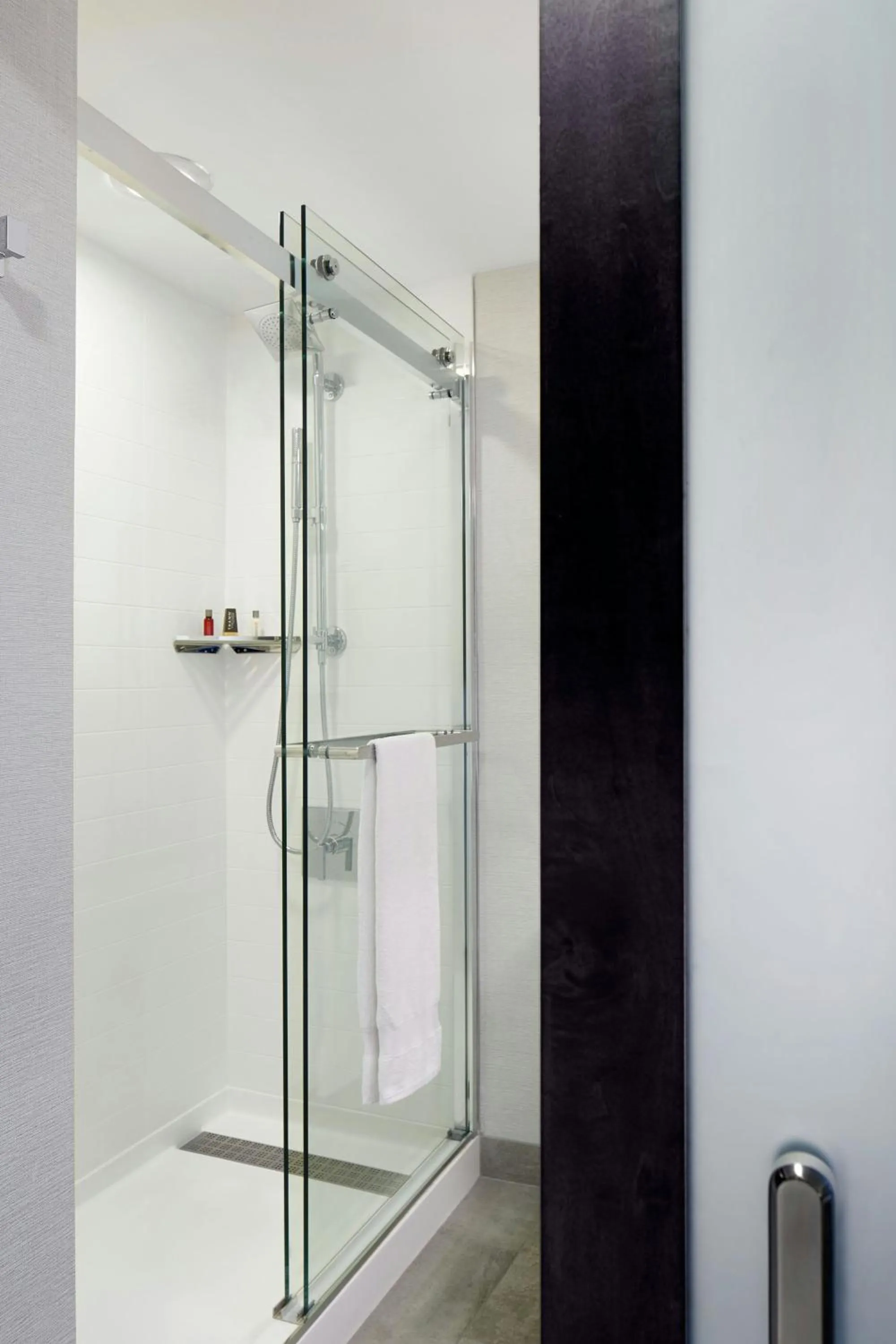 Bathroom in Marriott Cincinnati North