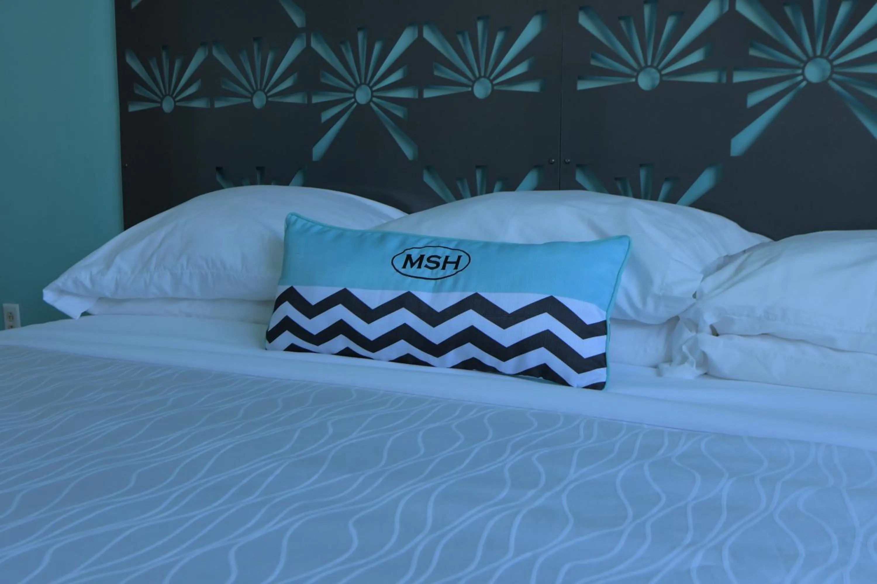 Bed in Miami Sun Hotel - Downtown/Port of Miami