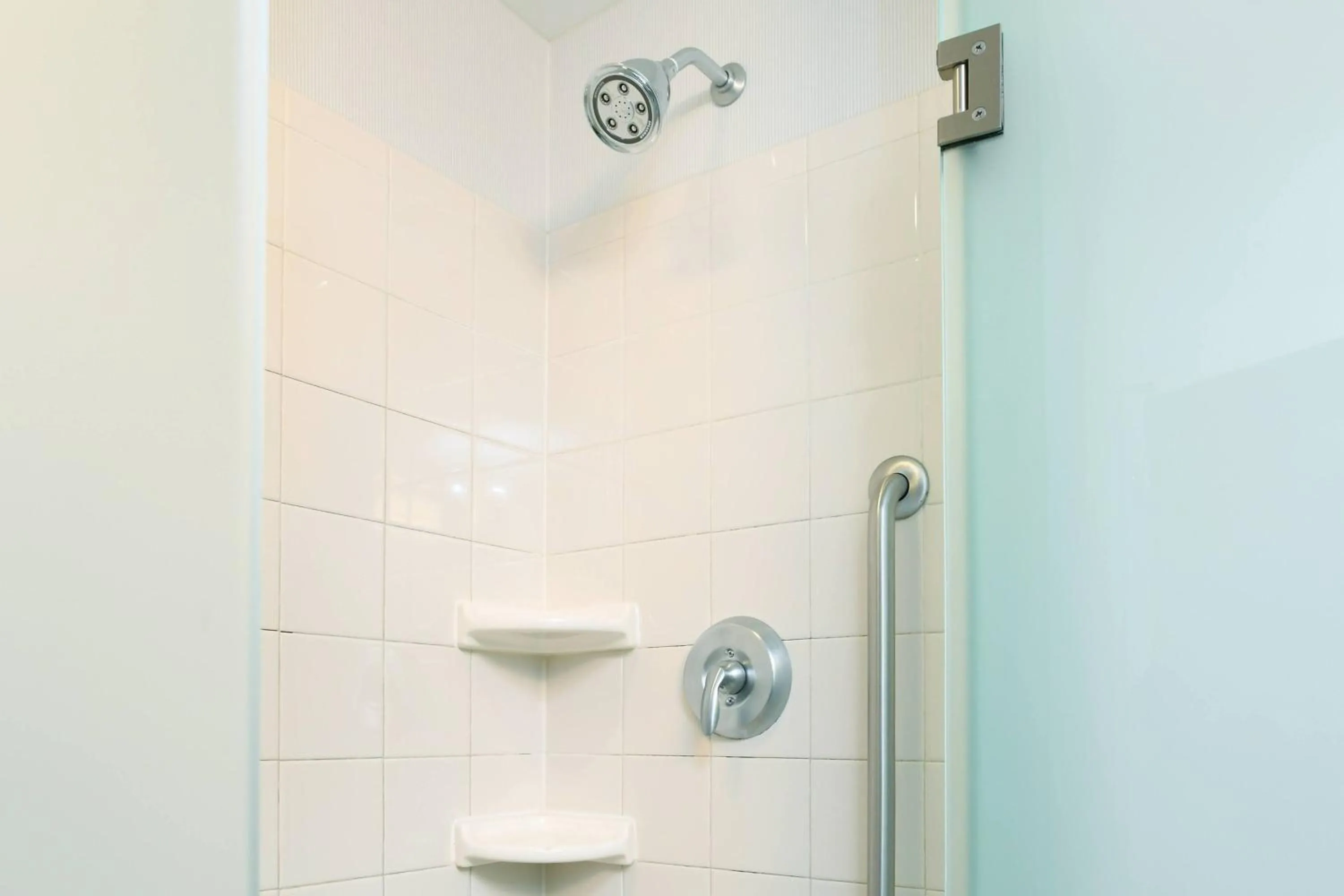 Bathroom in Courtyard Cincinnati North at Union Centre