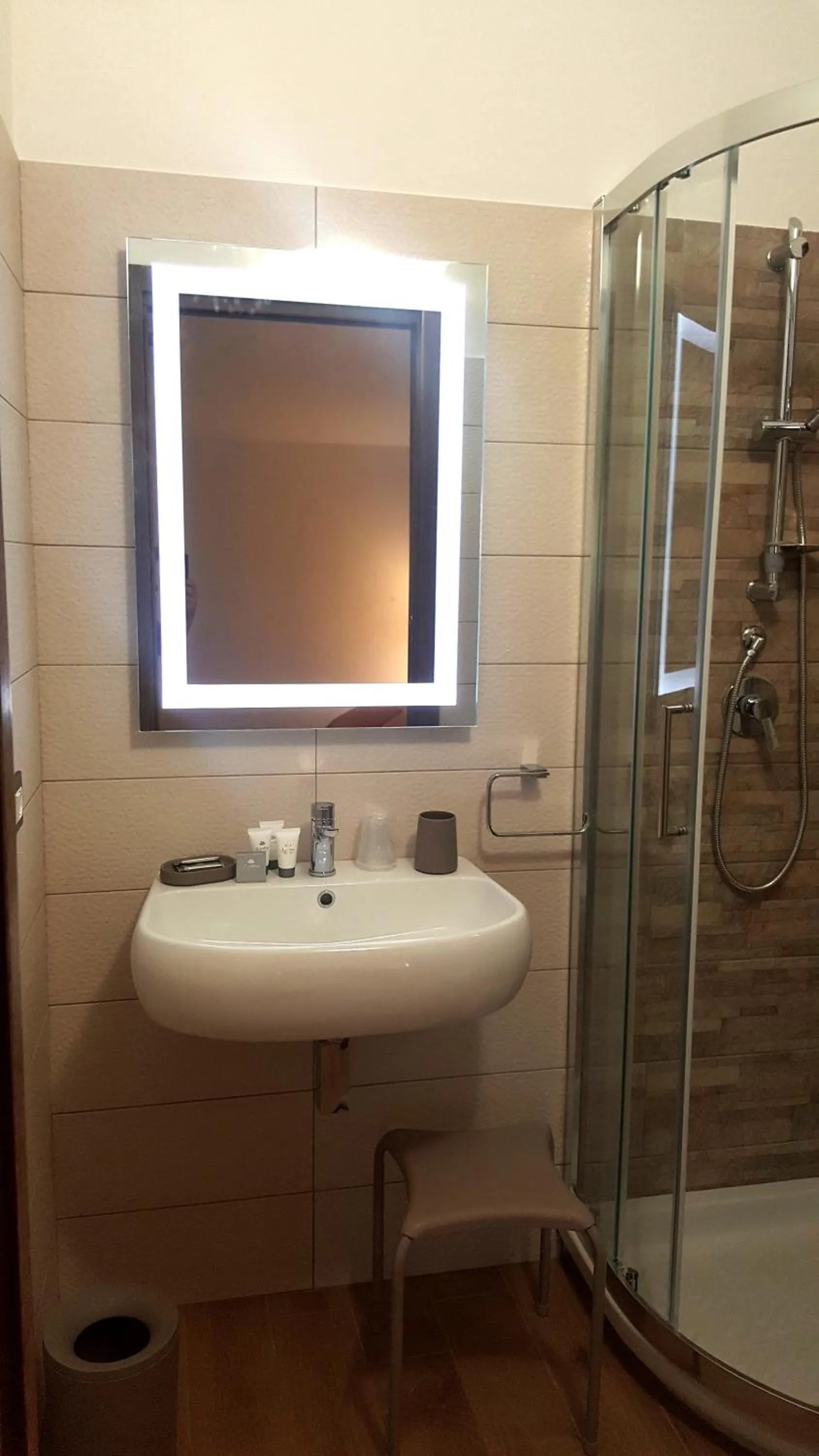 Shower in B&B Il Campanile