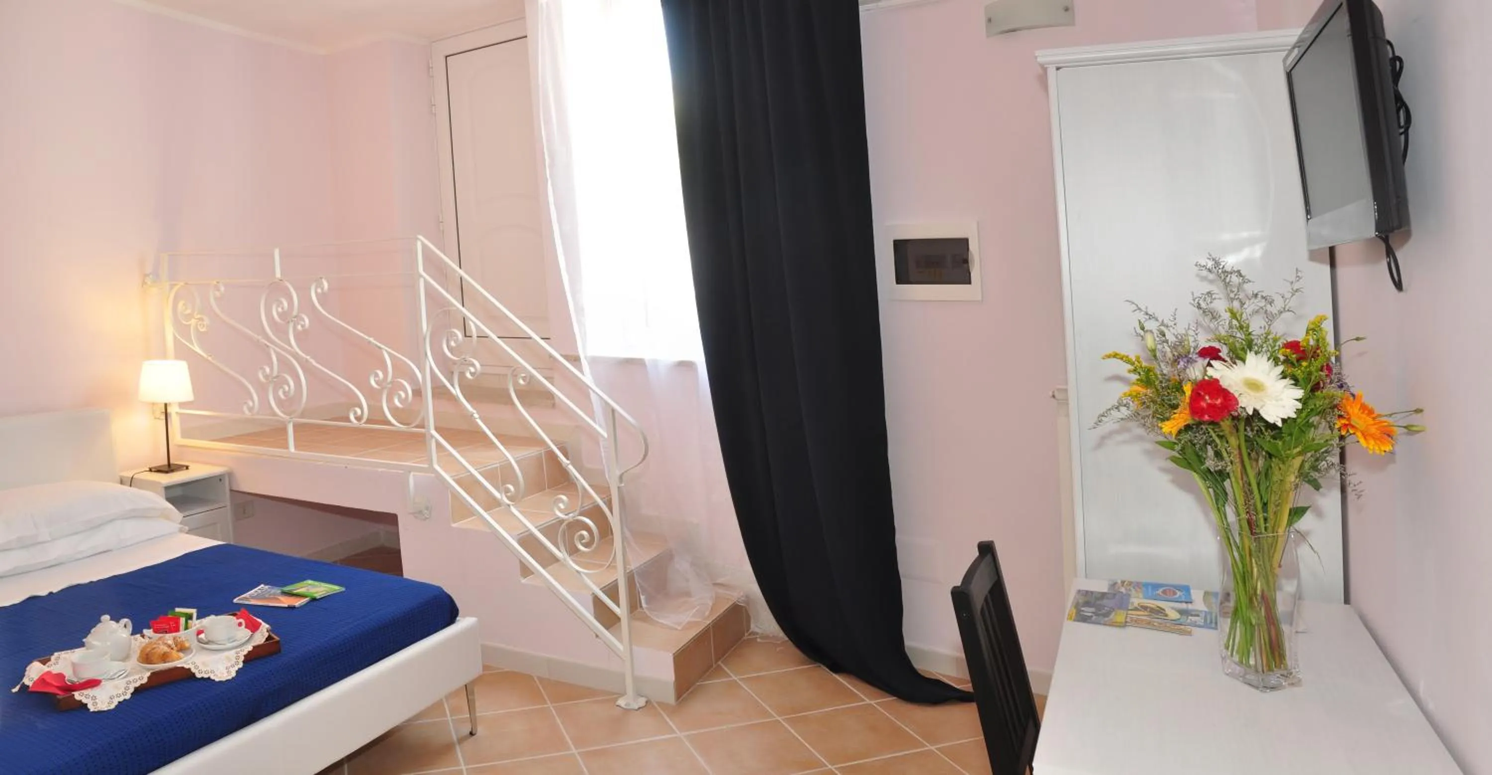 Facade/entrance, Bed in B&B Marebello