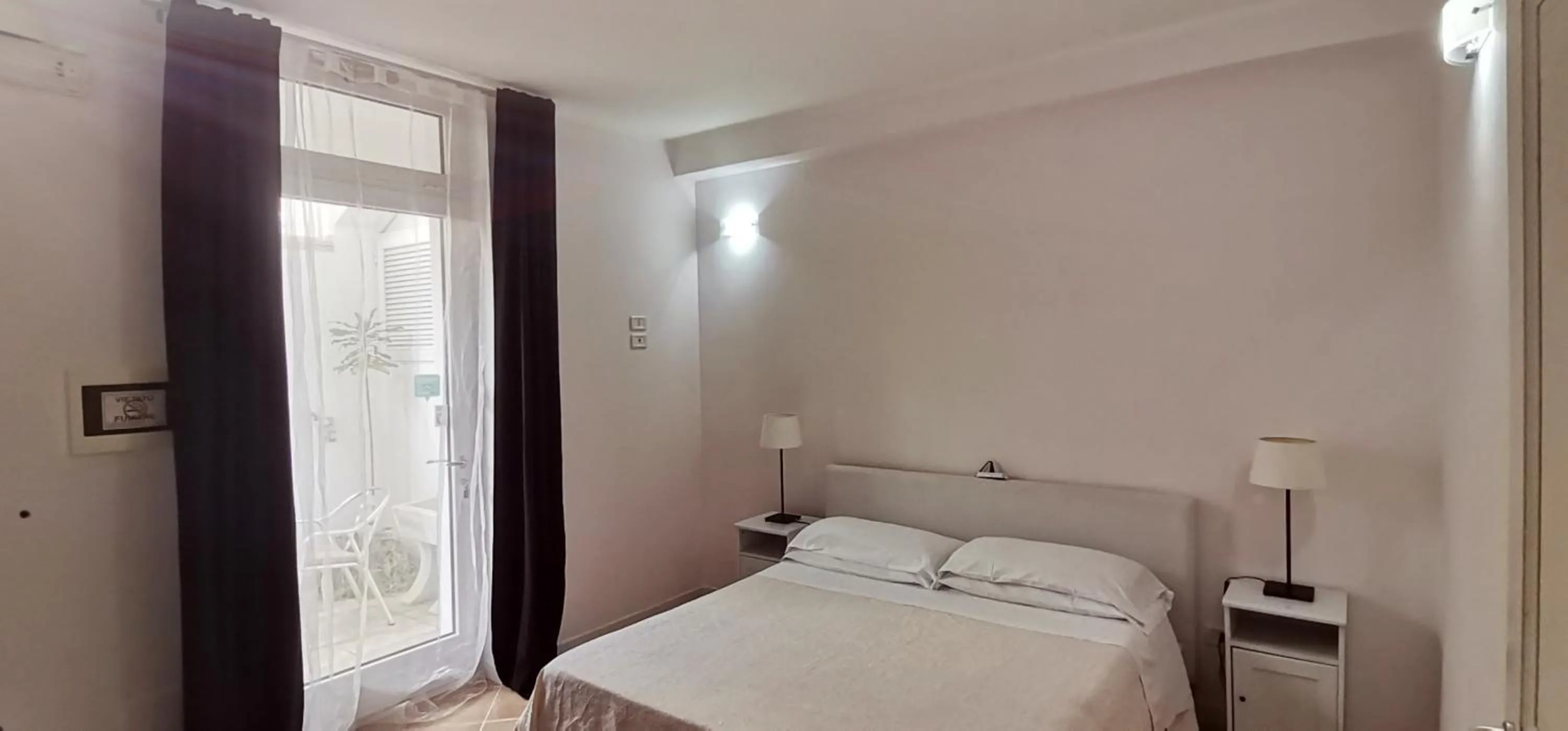 Bed in B&B Marebello