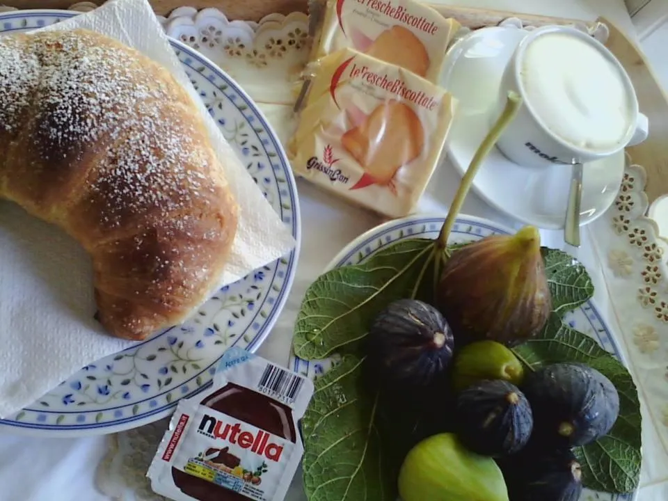 Breakfast in B&B Marebello