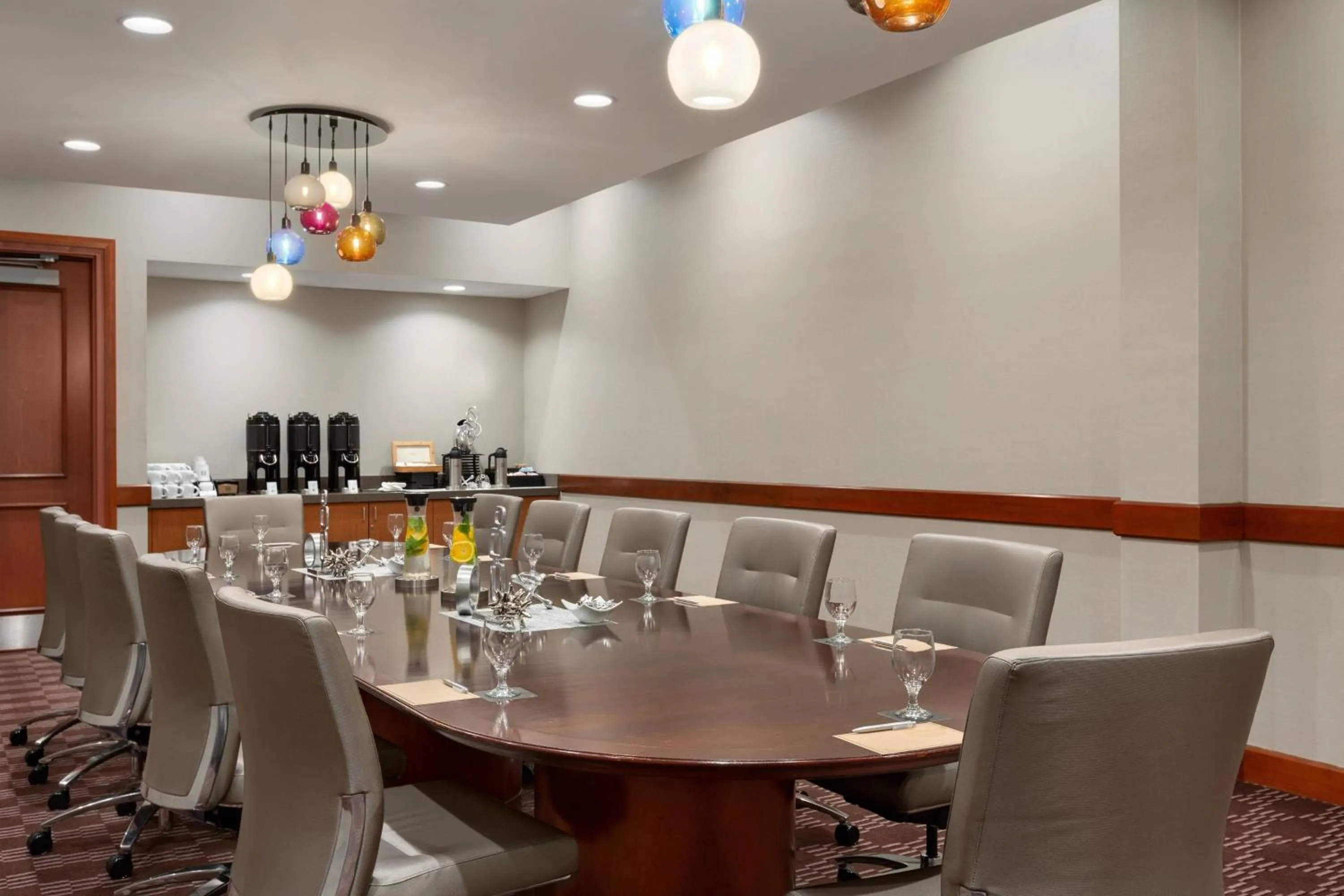 Meeting/conference room in Renaissance Dallas Richardson Hotel