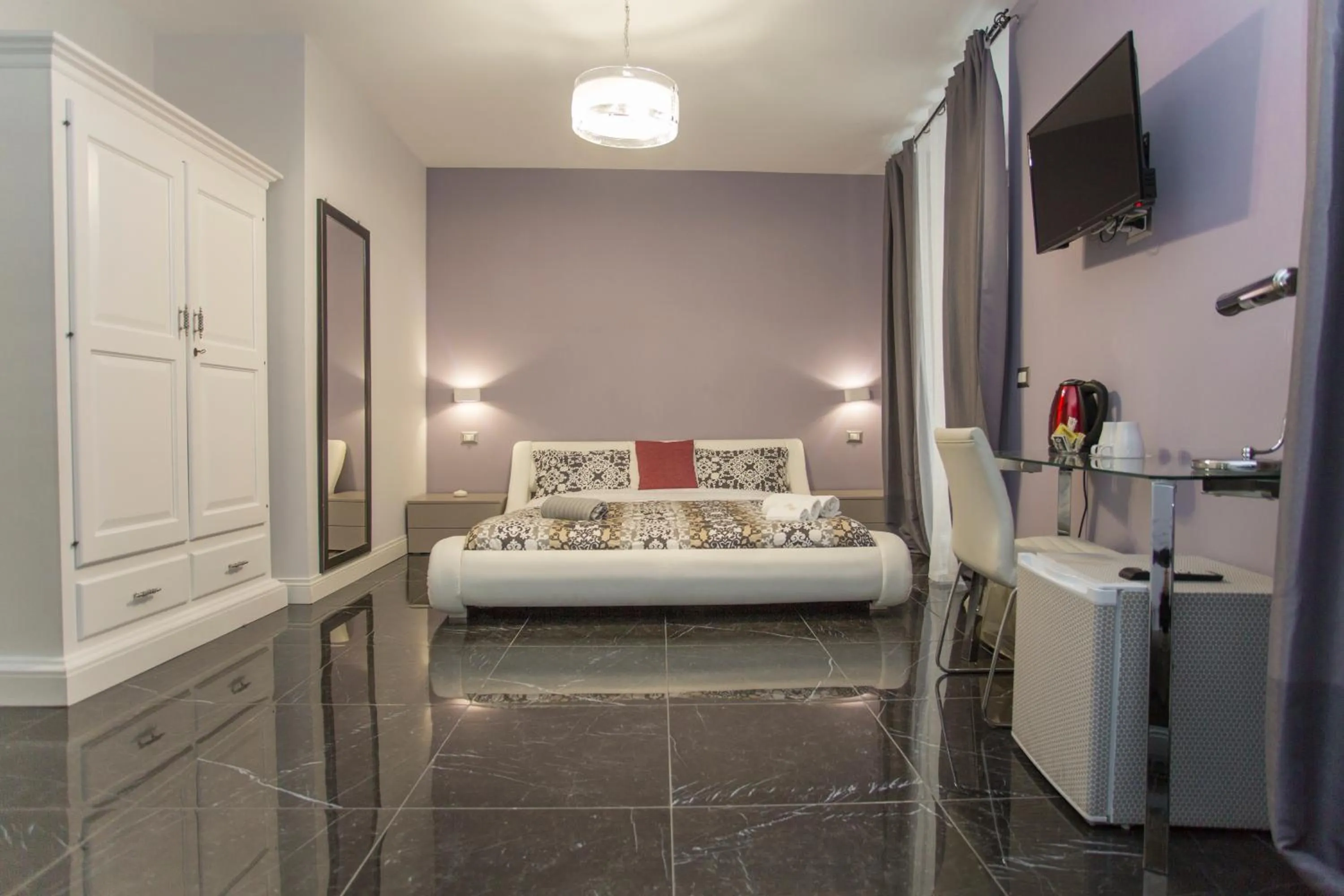 Deluxe Triple Room in Chiaia 205 By Dimorra