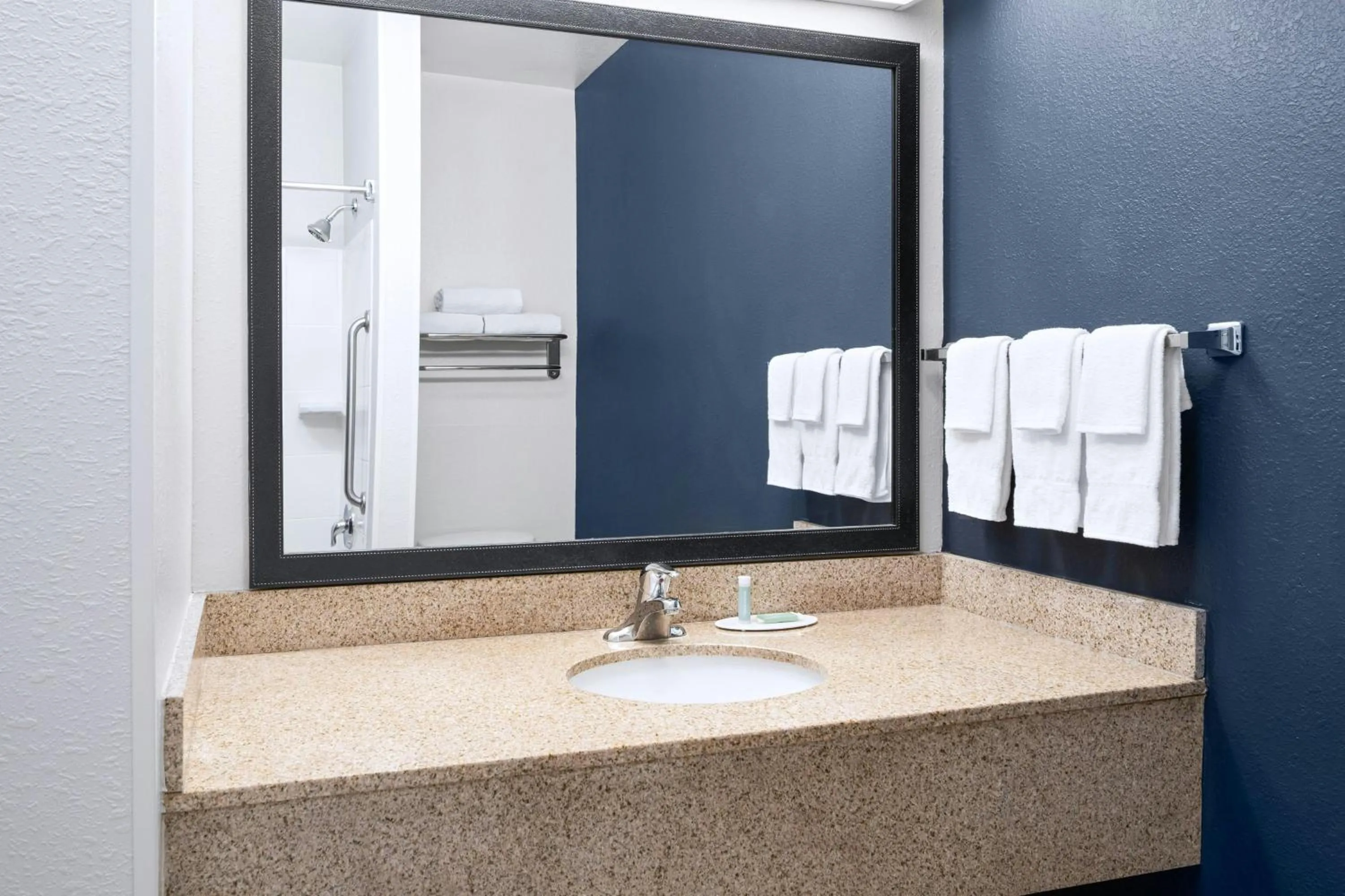 Bathroom in Fairfield Inn & Suites Marianna