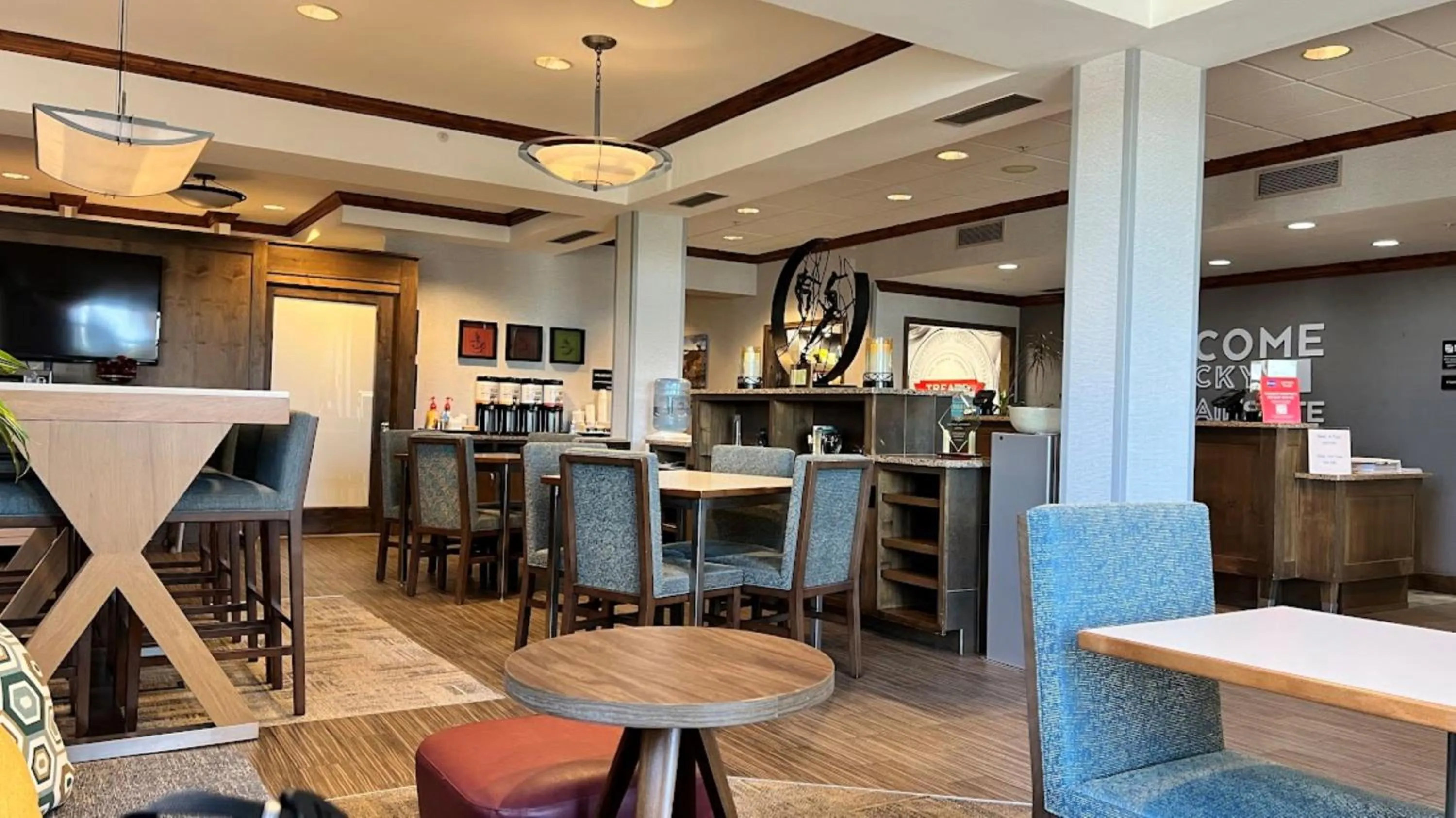 Lobby or reception in Hampton Inn by Hilton Montrose