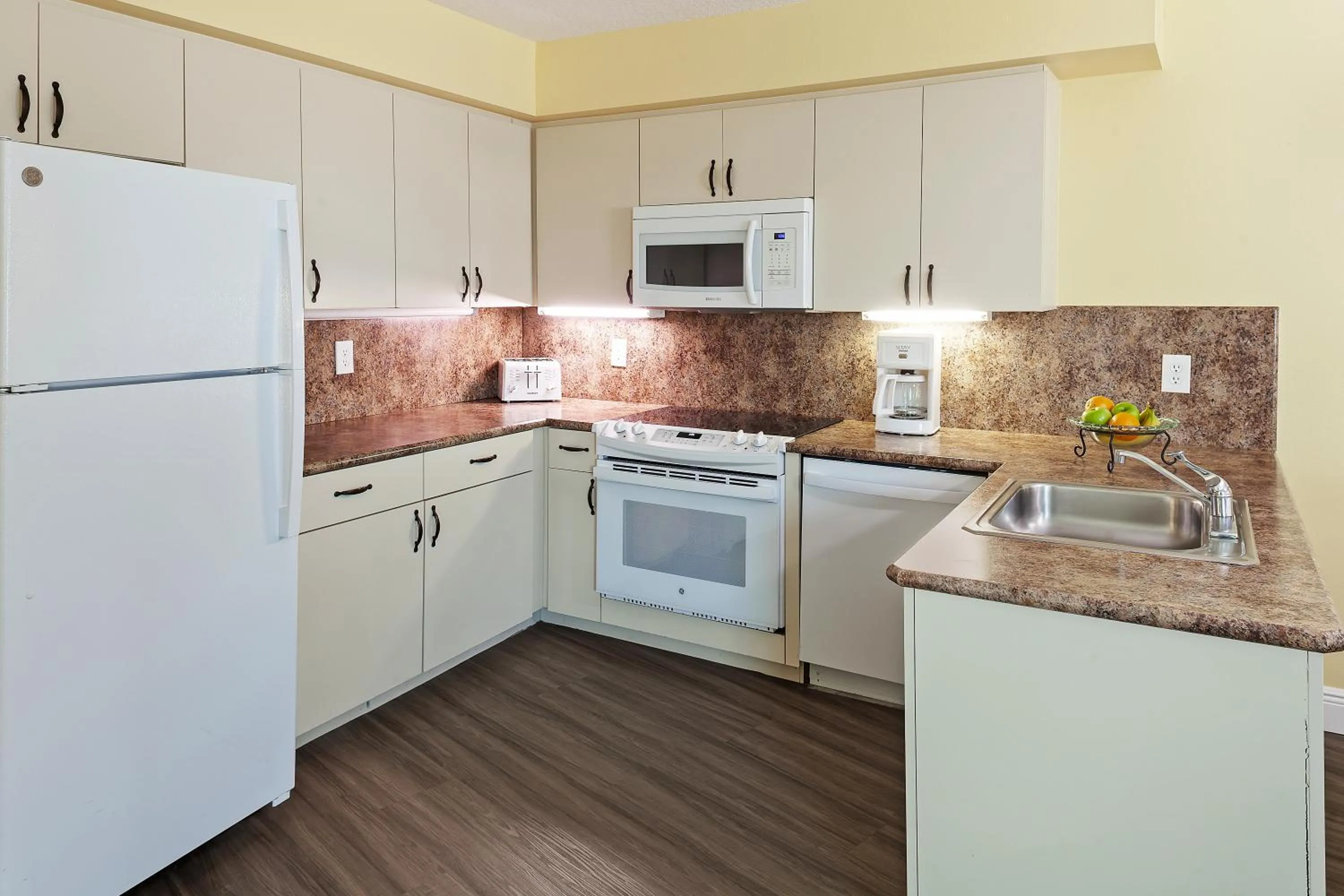 Kitchen or kitchenette in Royal Floridian Resort by Spinnaker
