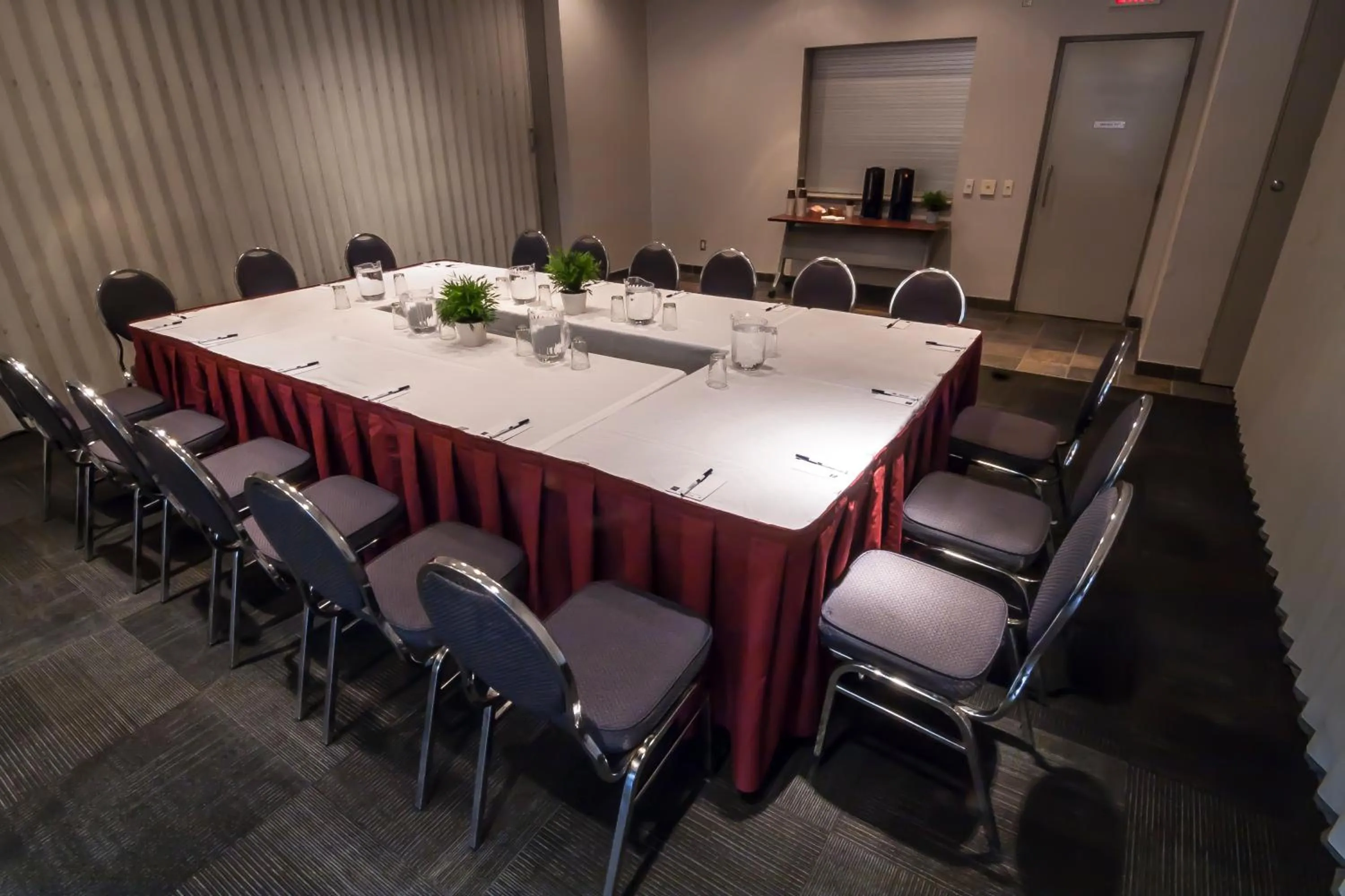 Banquet/Function facilities in Residence & Conference Centre - Toronto