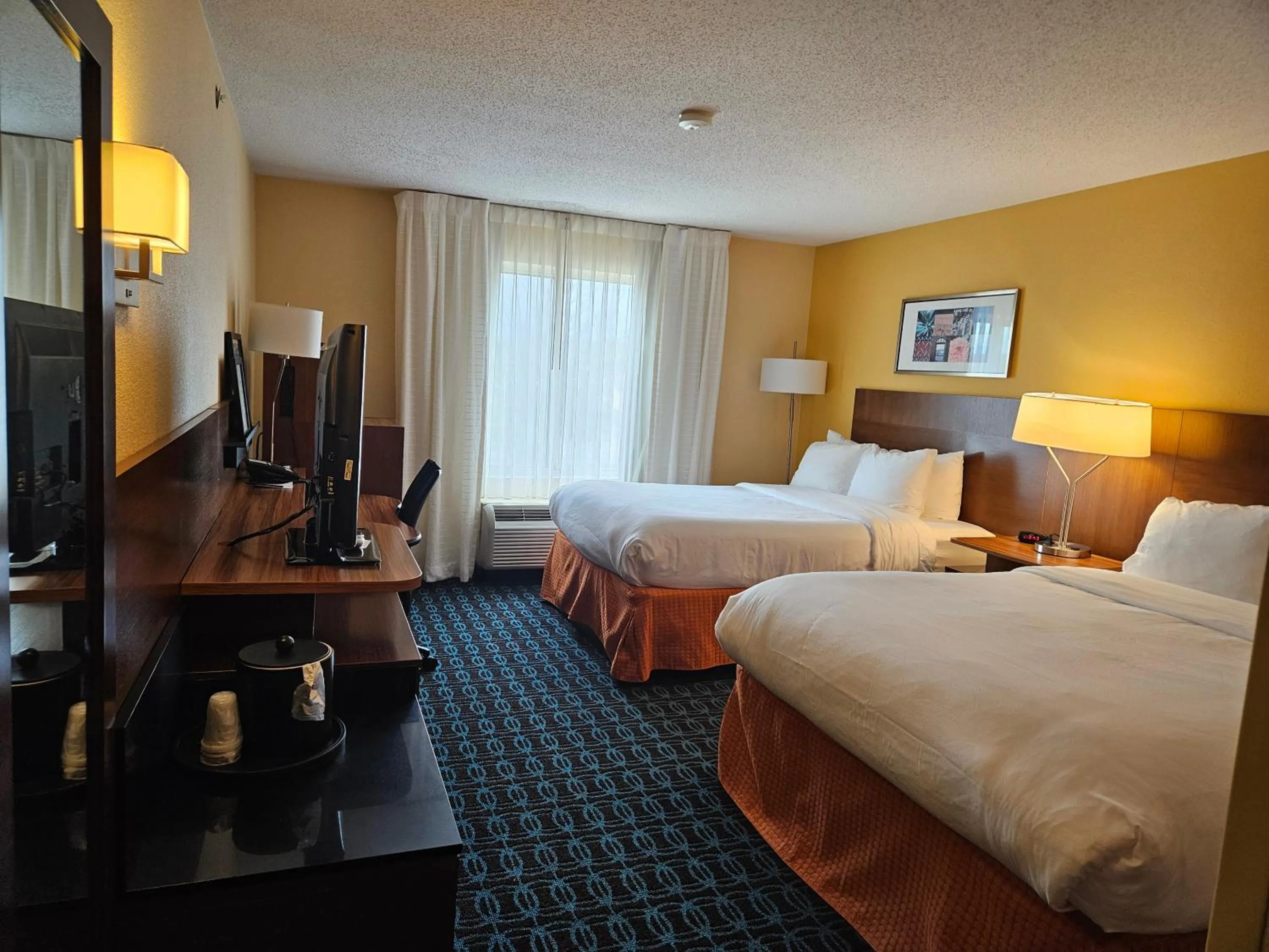Bed in Comfort Inn & Suites Ankeny - Des Moines