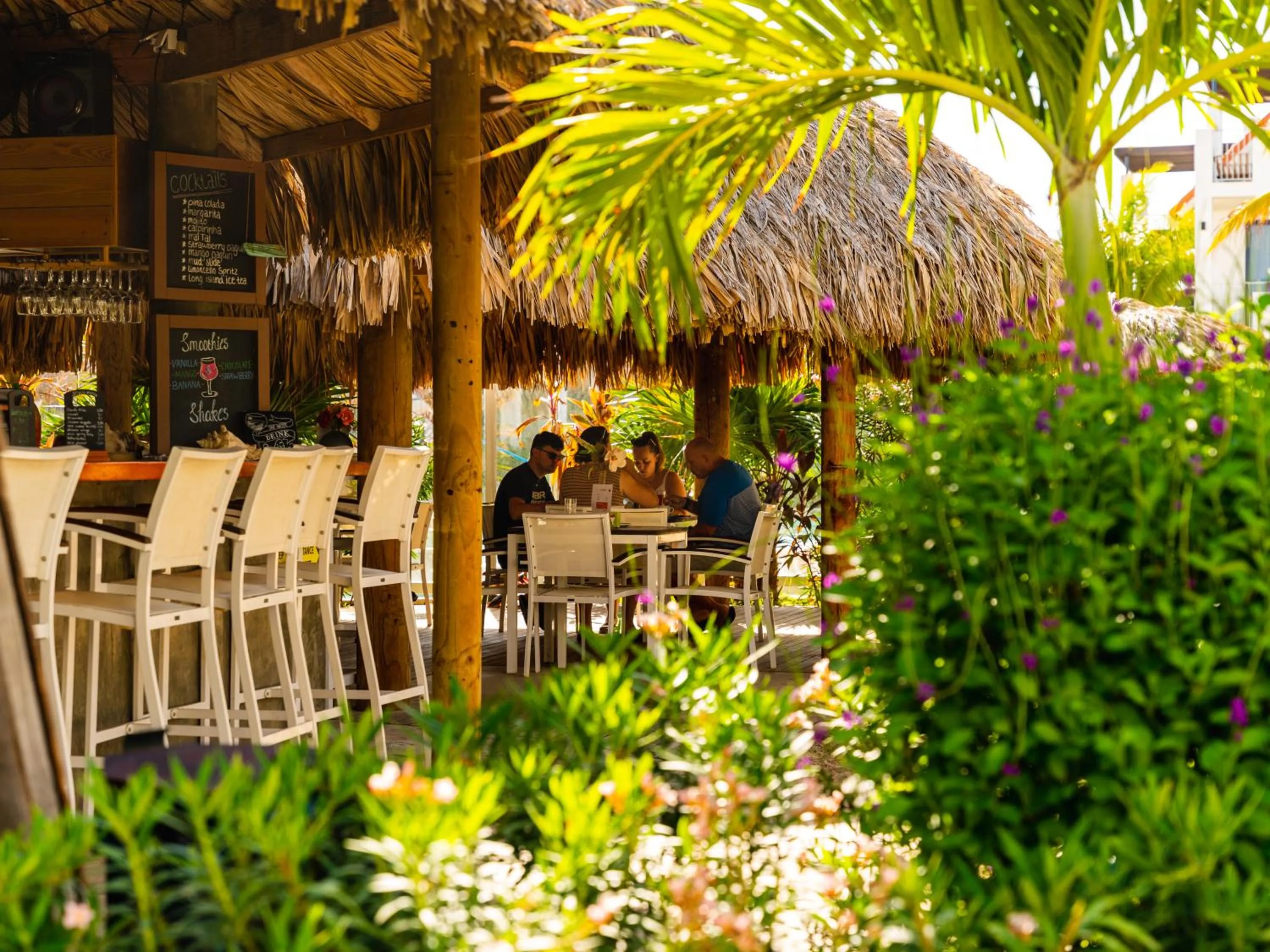 Restaurant/places to eat in Resort Bonaire