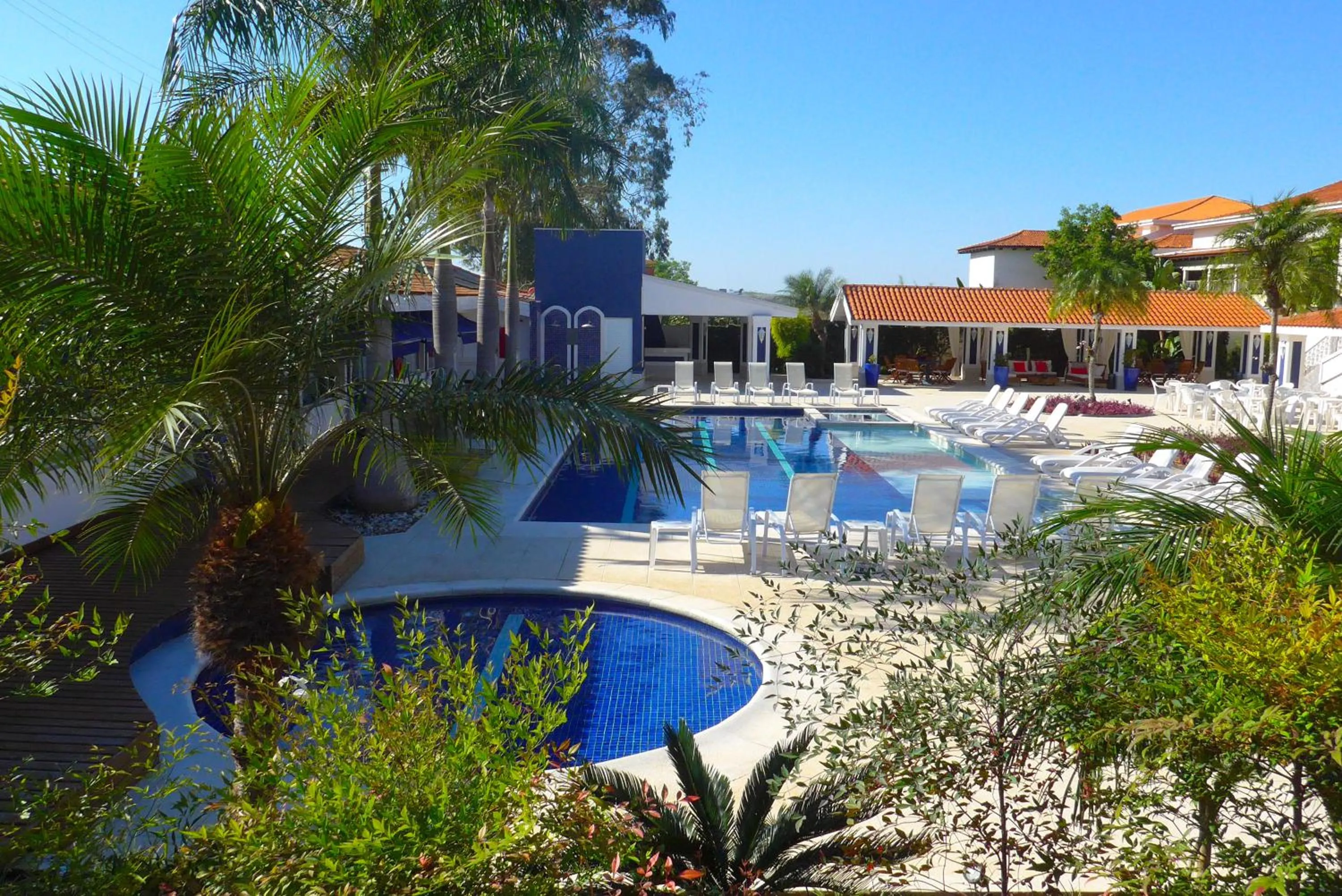 Garden in Sun Valley Marília by Atlantica