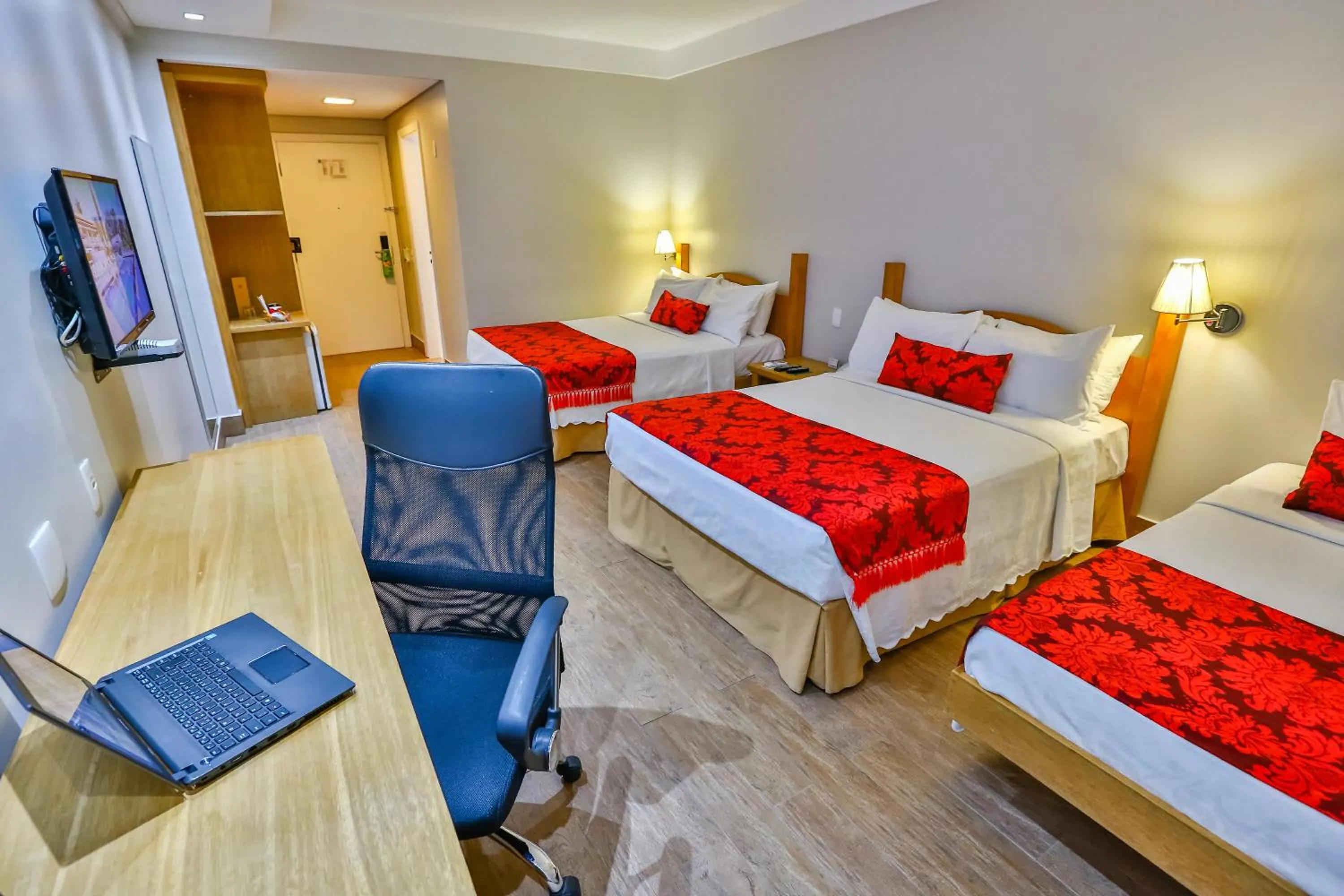 Bed in Sun Valley Marília by Atlantica