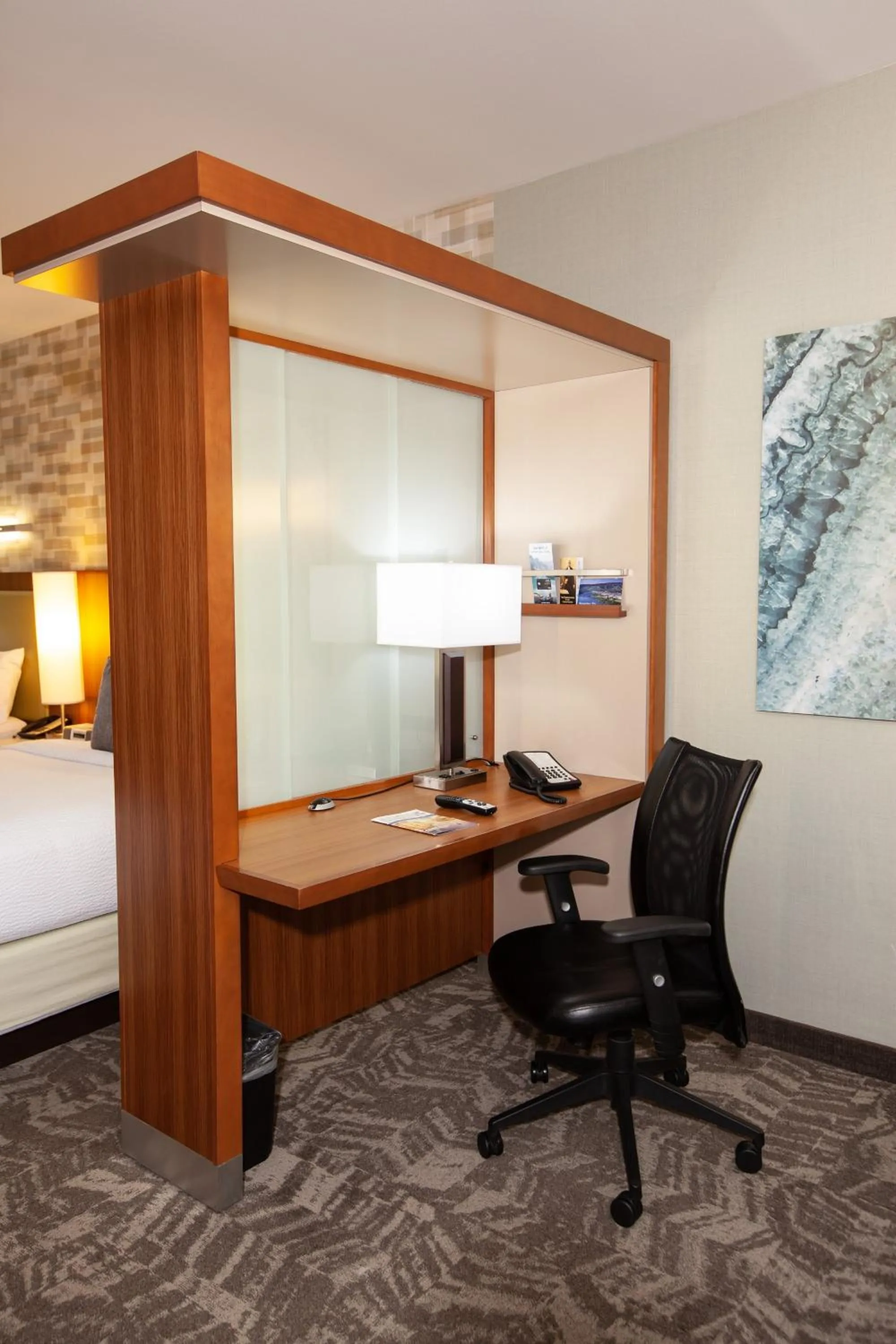 Bedroom, Bed in SpringHill Suites Wenatchee
