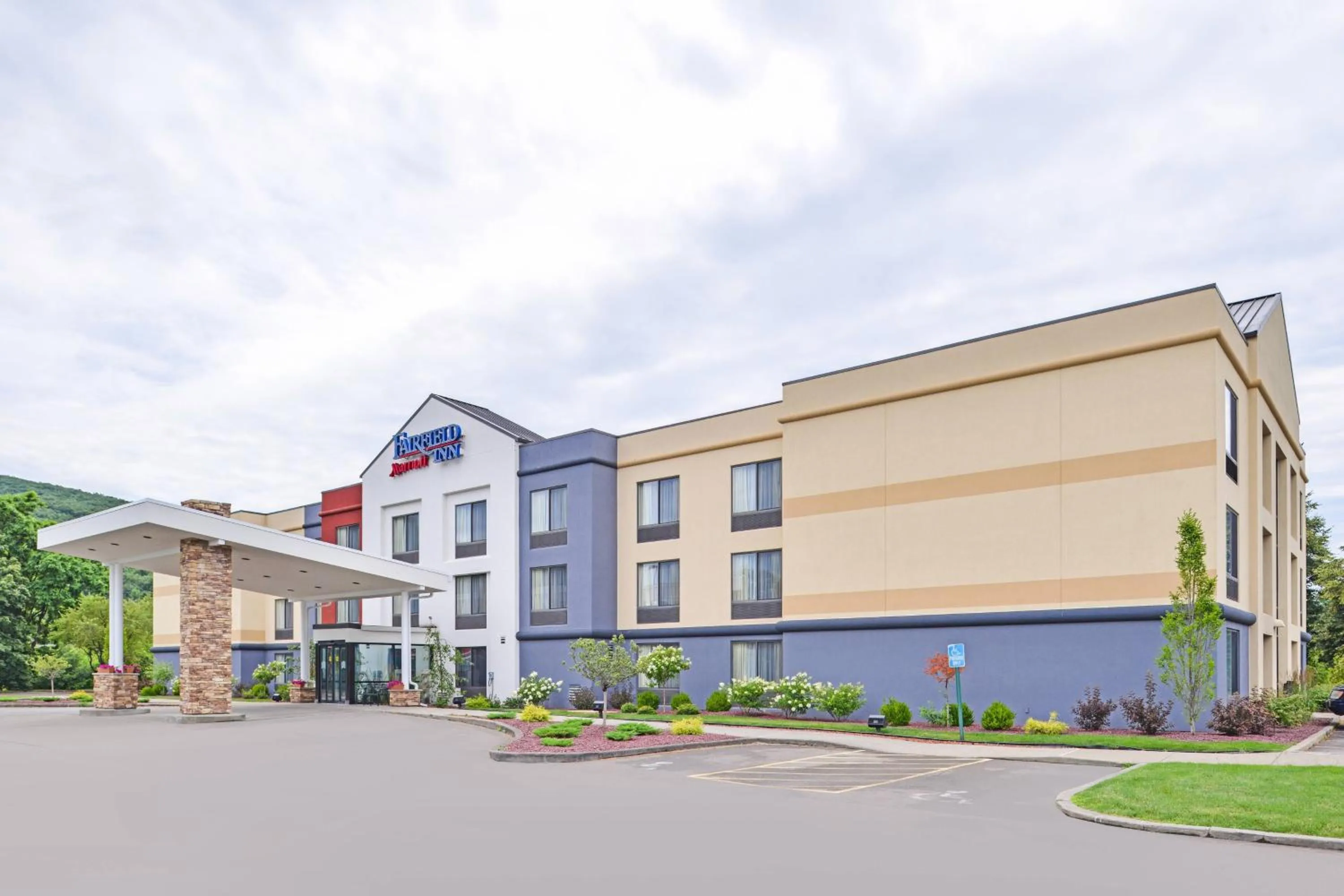 Property building in Fairfield Inn Corning Riverside