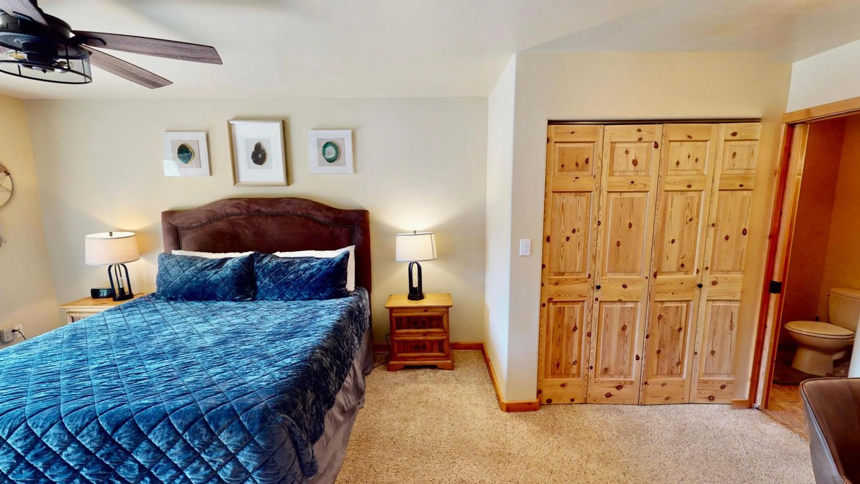 Bed in Arches East #389