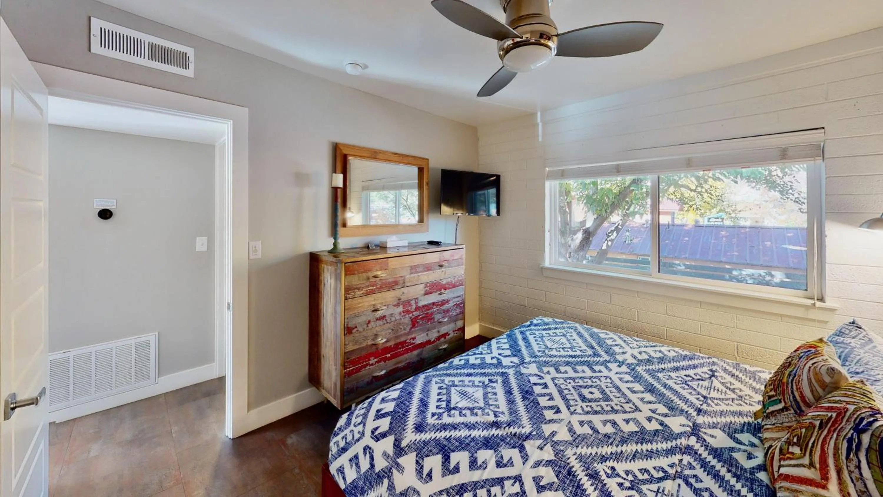 Bed in Moab Flats #7