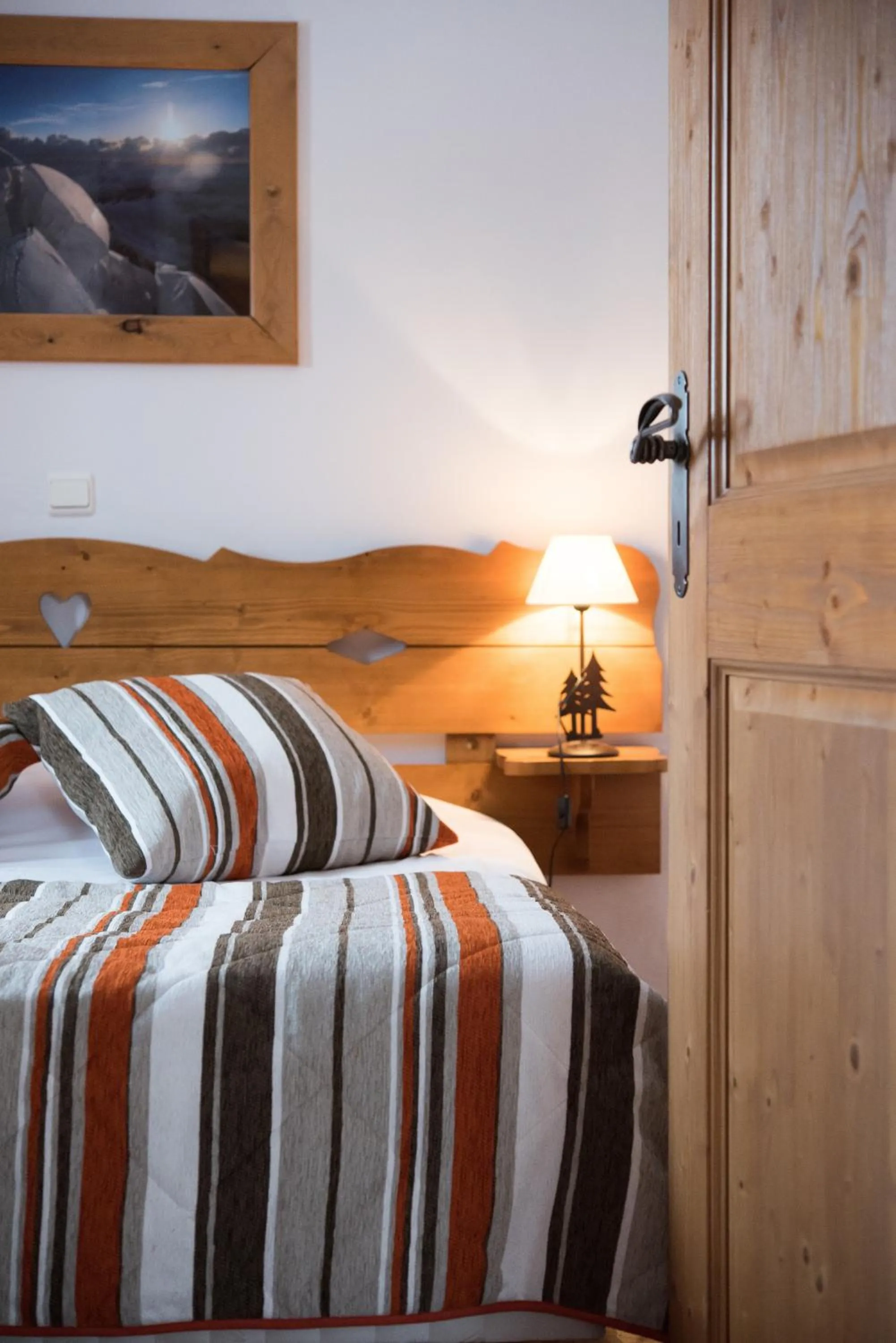 Bedroom, Bed in CGH Résidences & Spas Orée Des Cimes