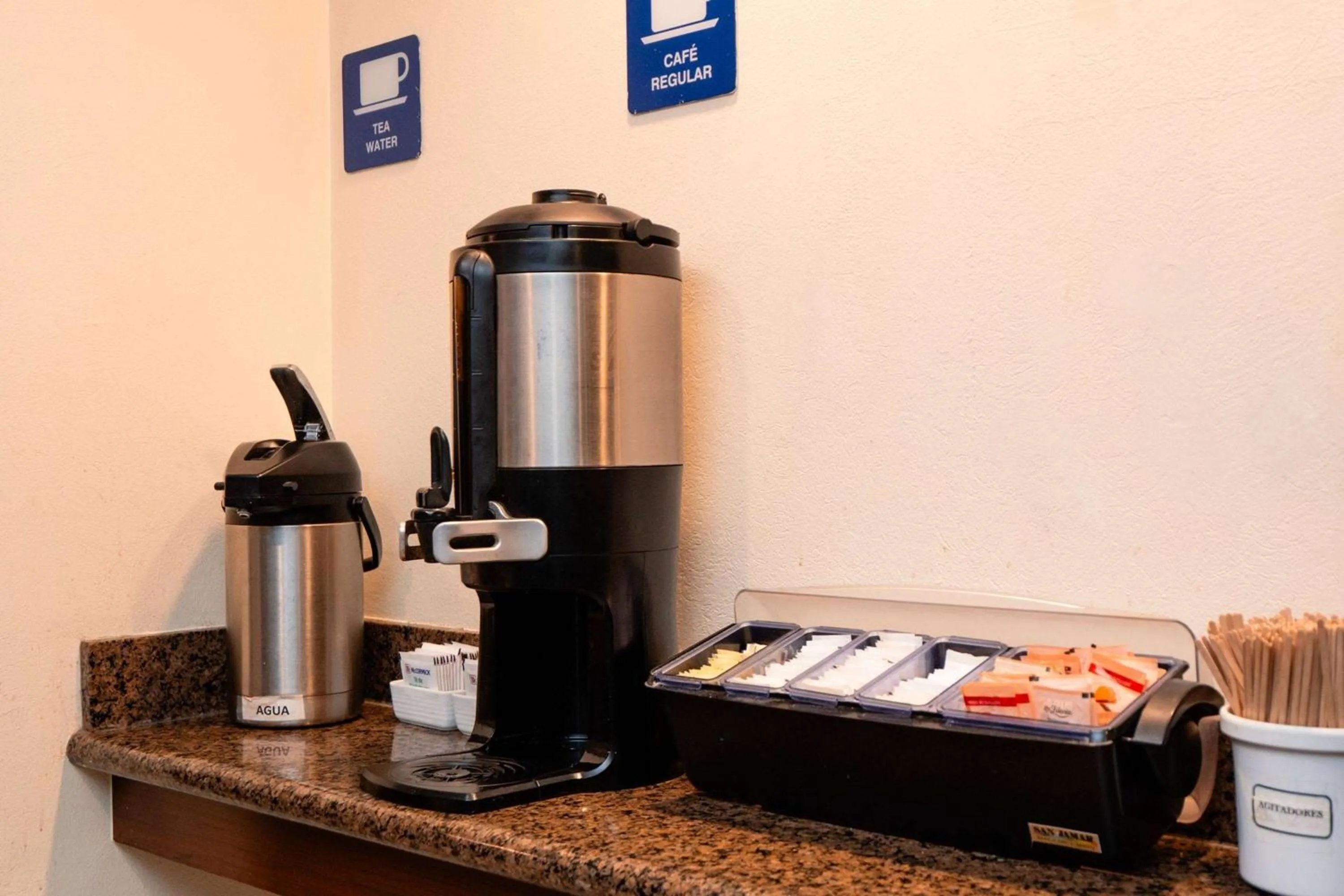 Coffee/tea facilities in Microtel Inn and Suites by Wyndham Ciudad Juarez, US Consulate