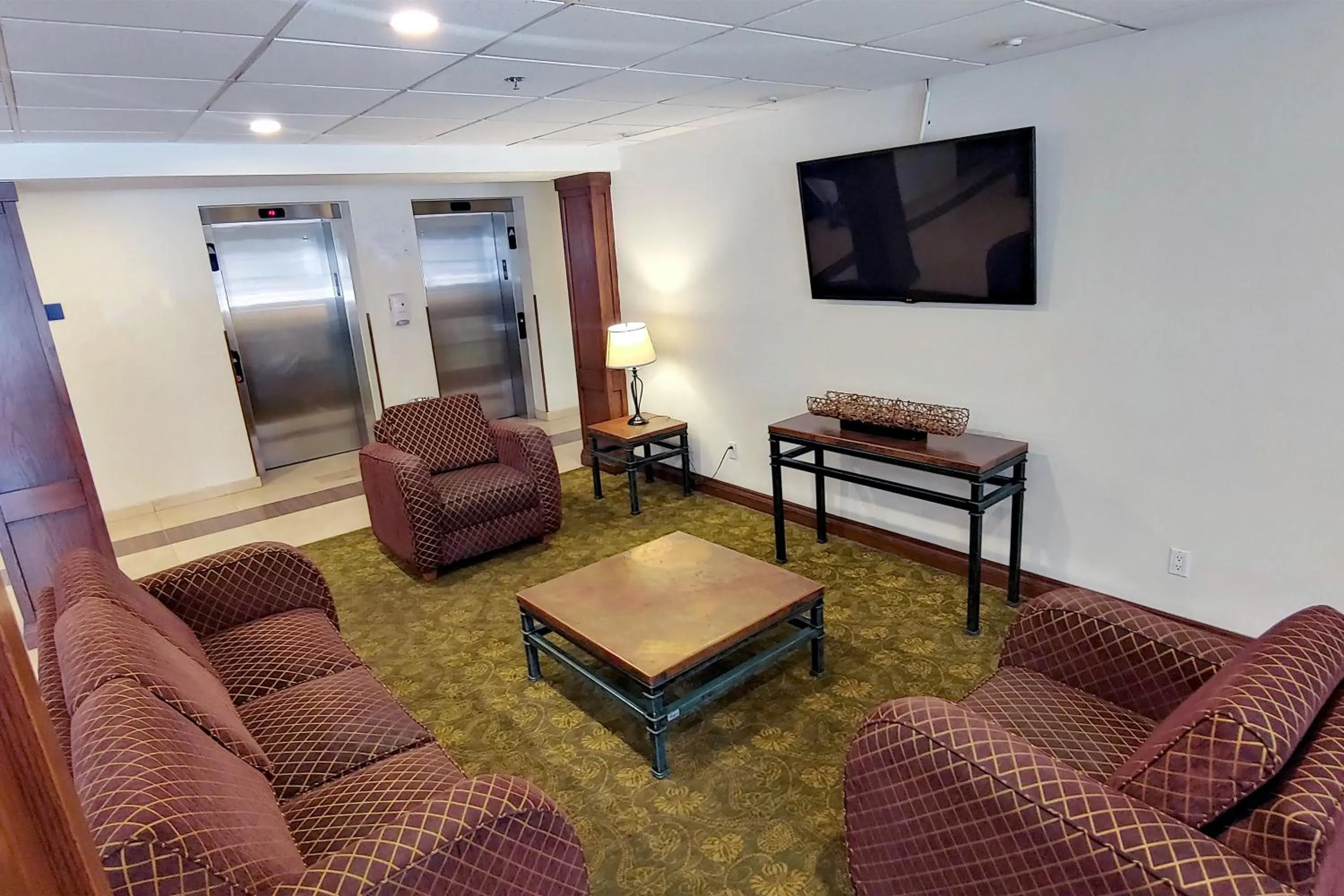 Communal lounge/ TV room in Microtel Inn and Suites by Wyndham Ciudad Juarez, US Consulate