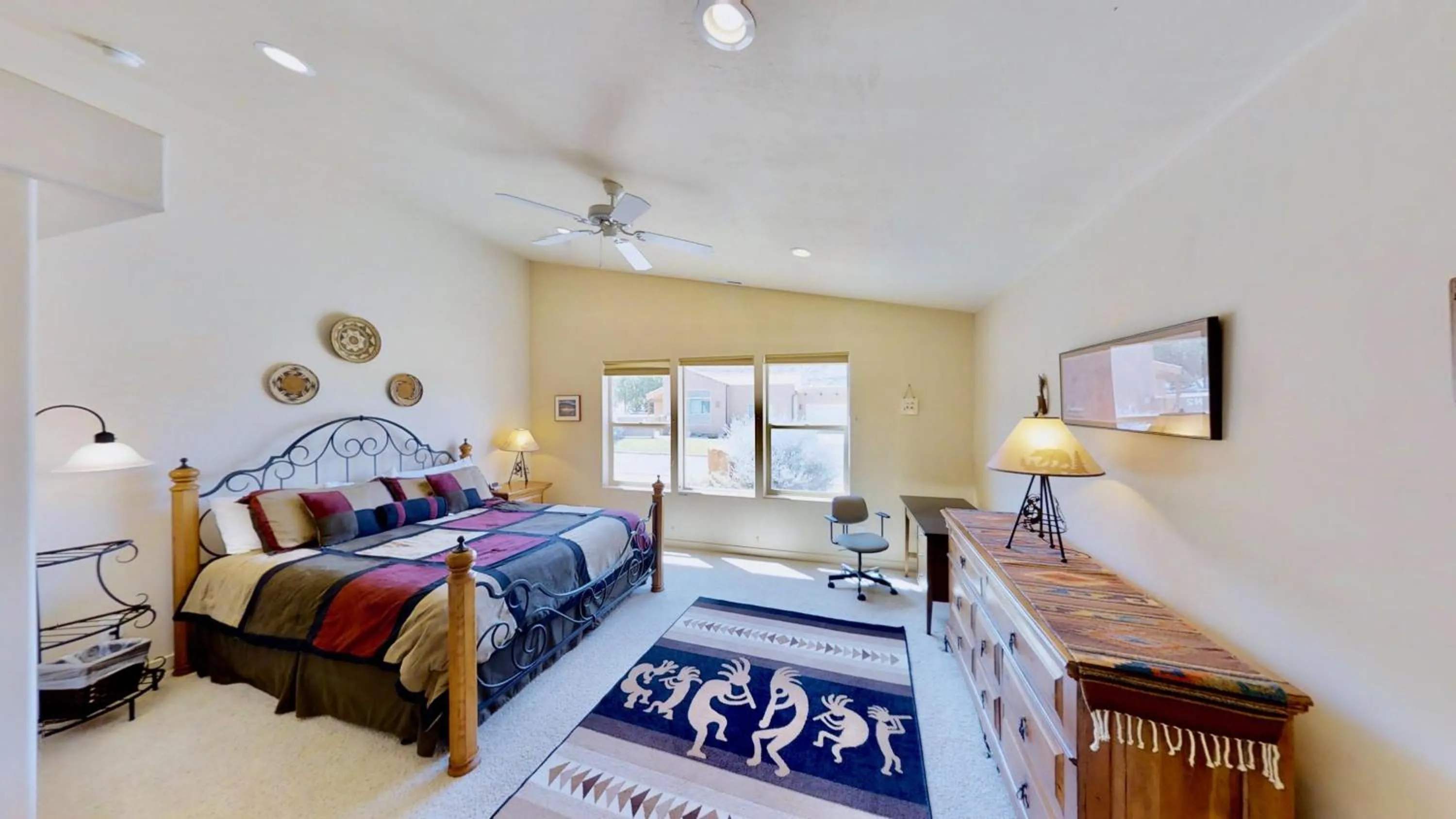 Bed in Krystal Kiva #K4