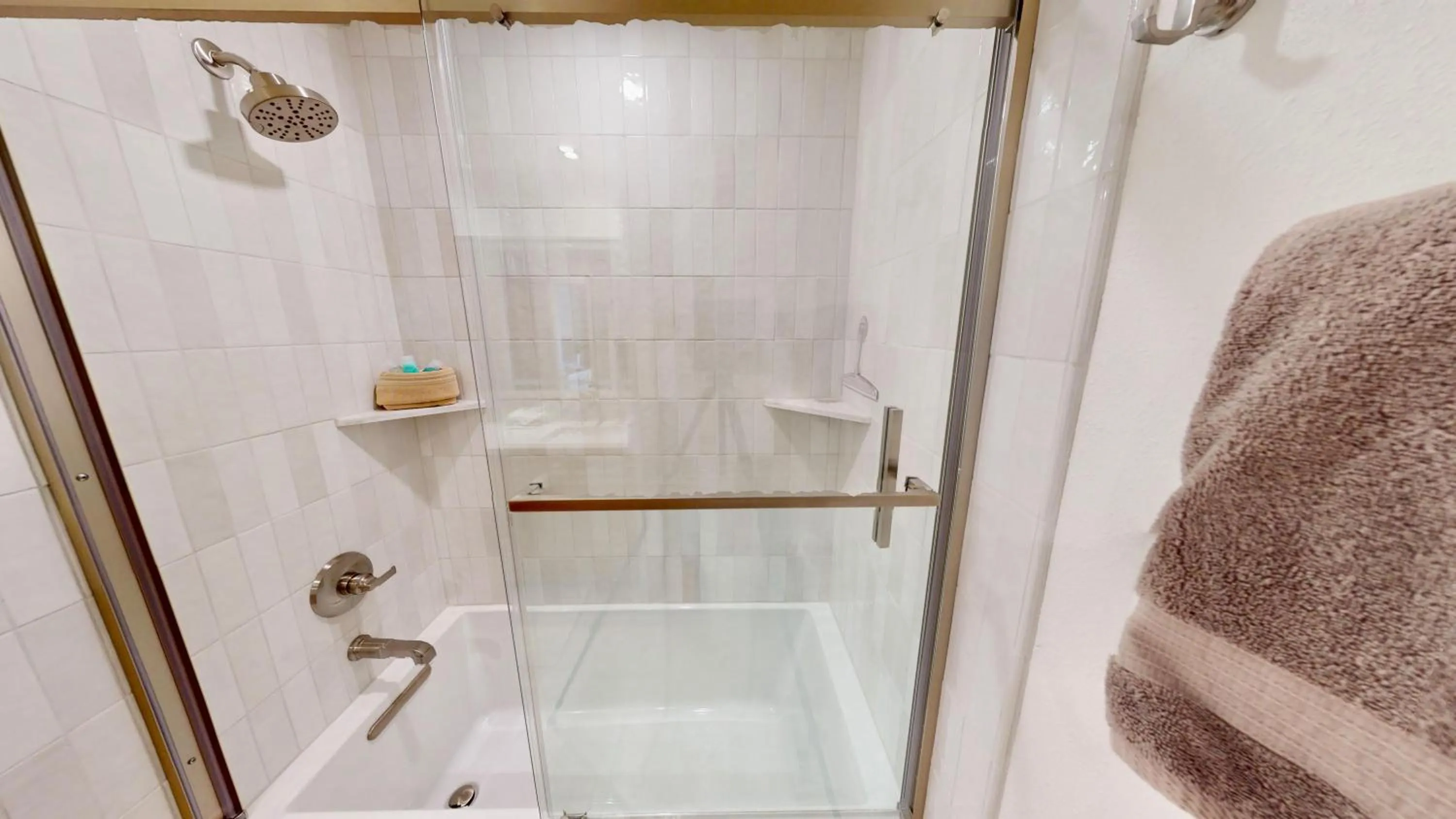 Henning's Escape #3328