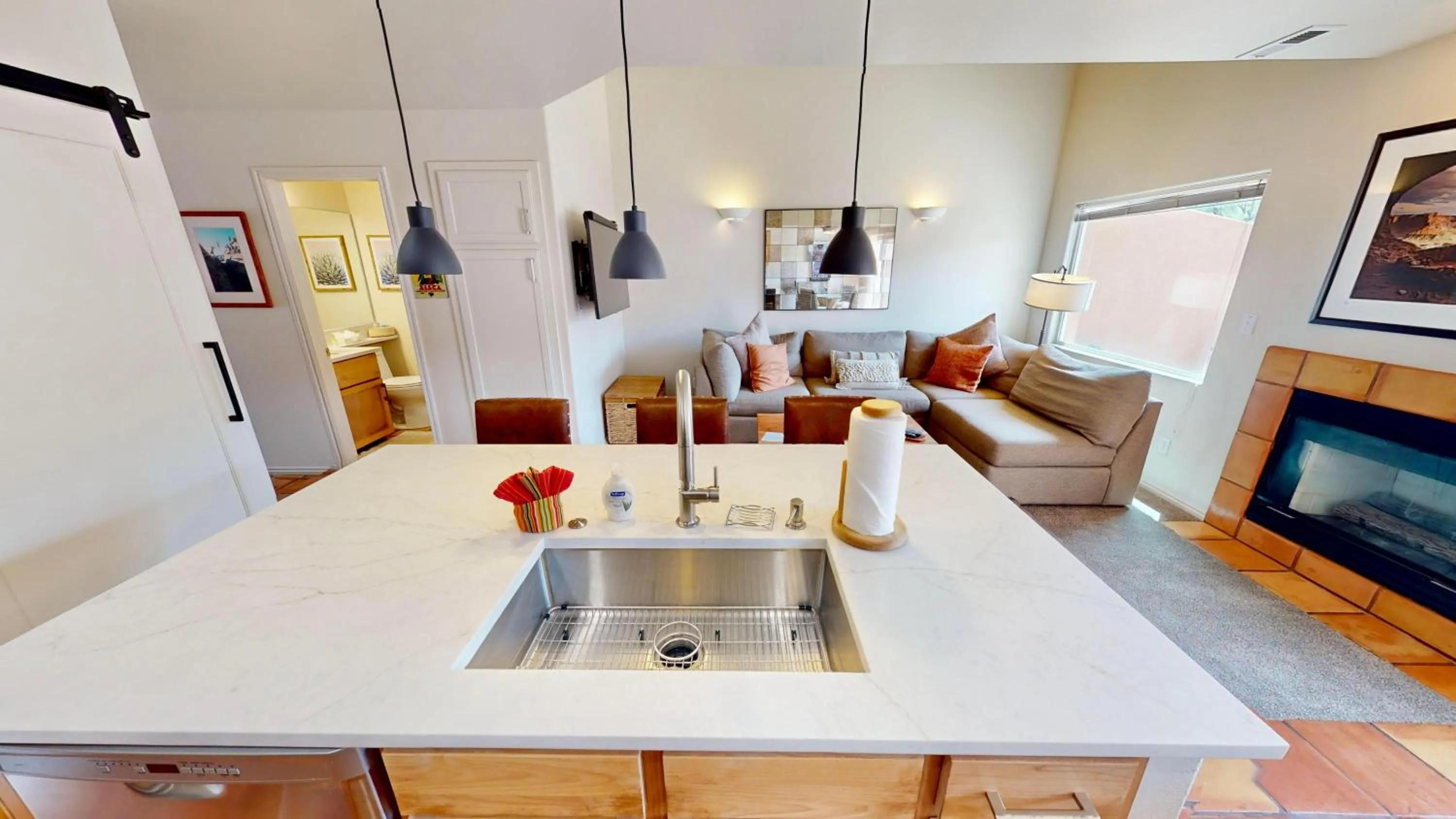 Henning's Escape #3328