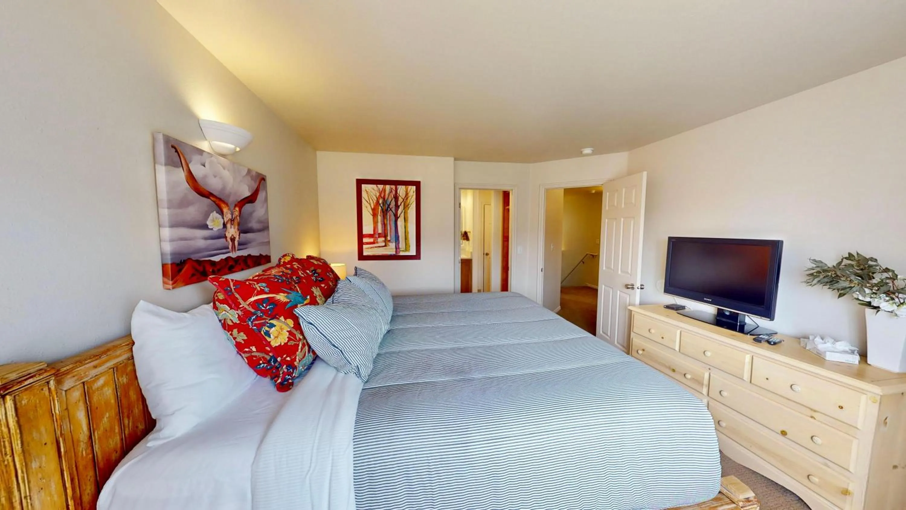 Bed in Henning's Escape #3328