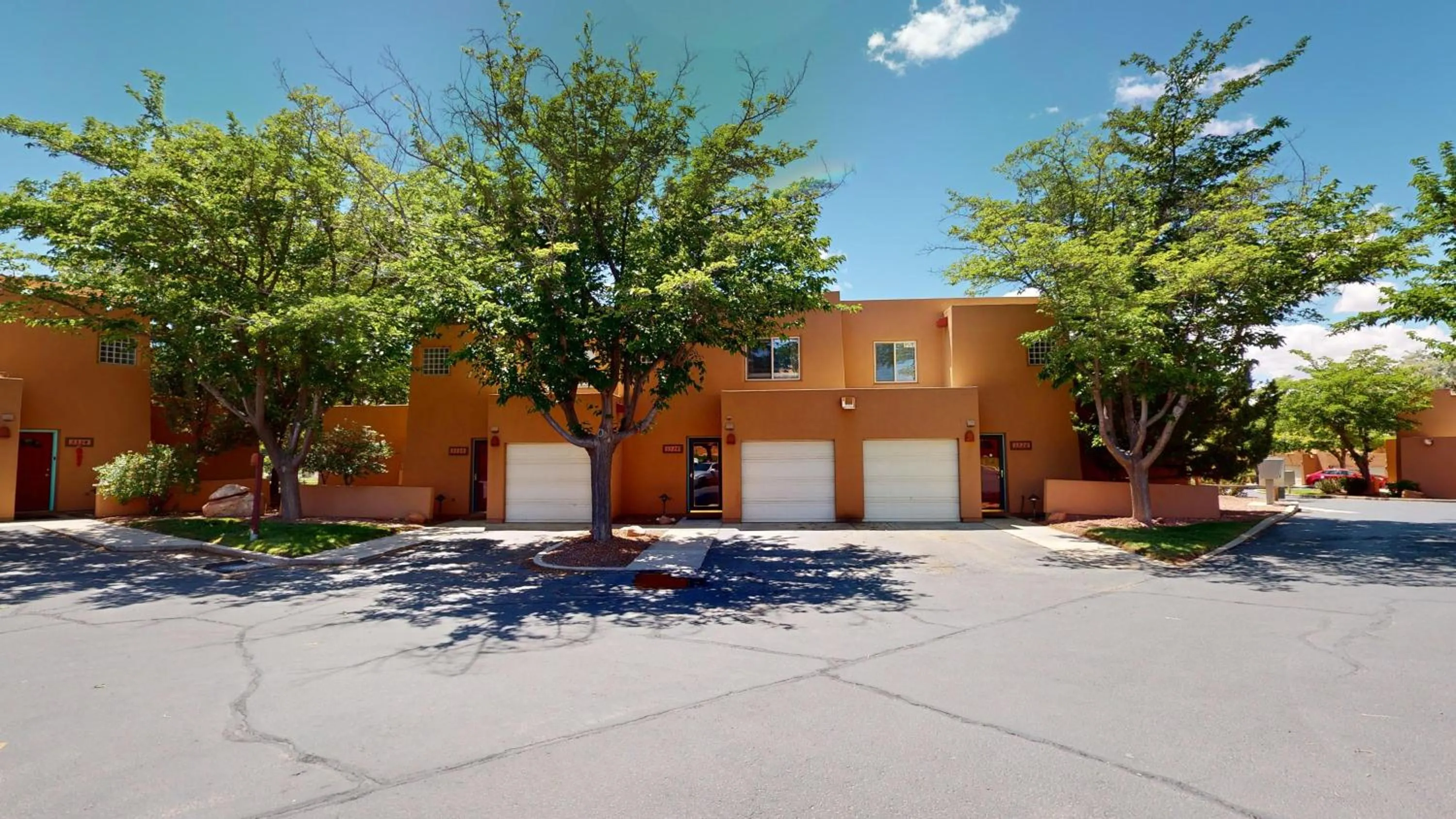 Henning's Escape #3328