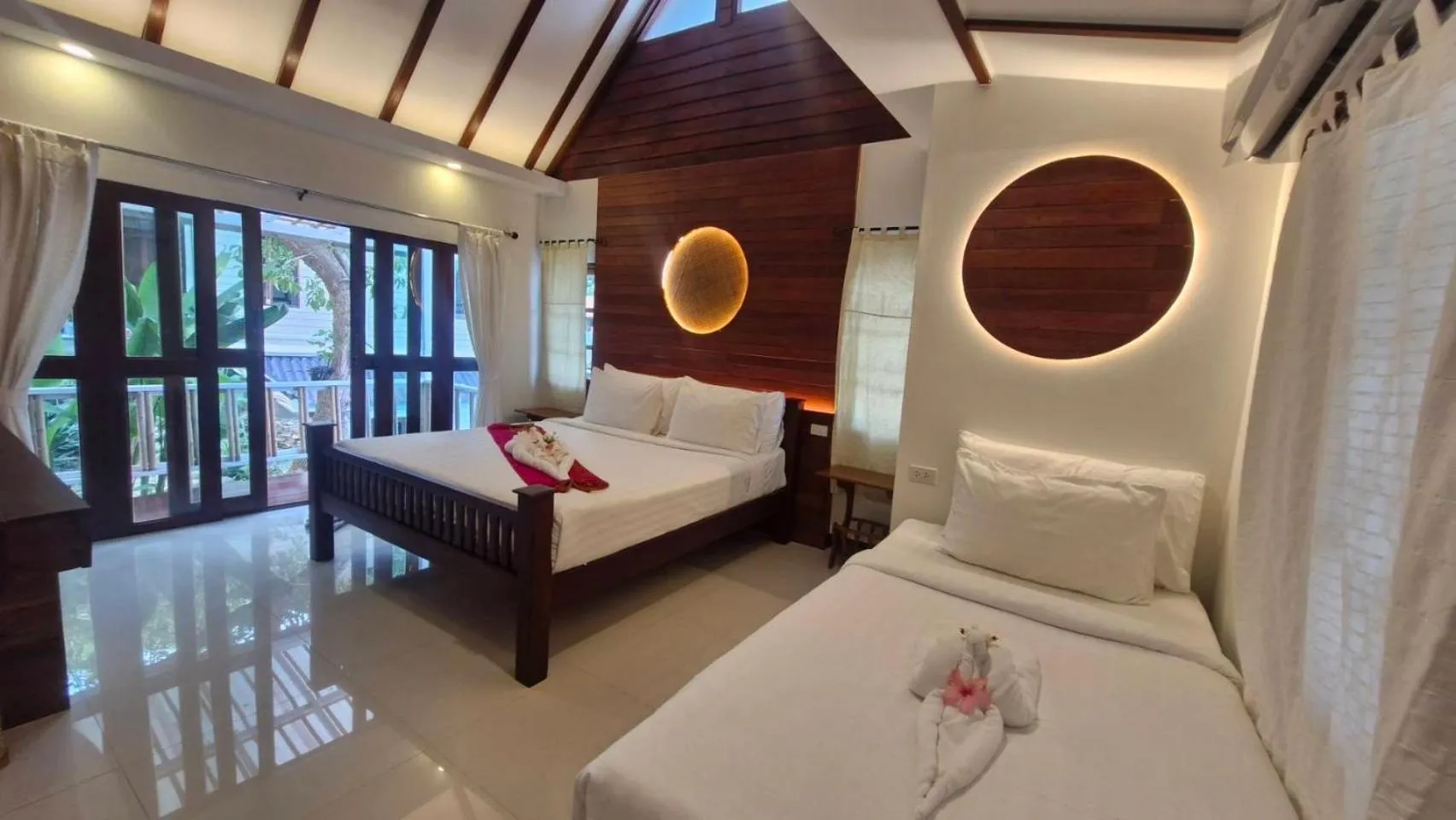 Bed in Chunut House Resort
