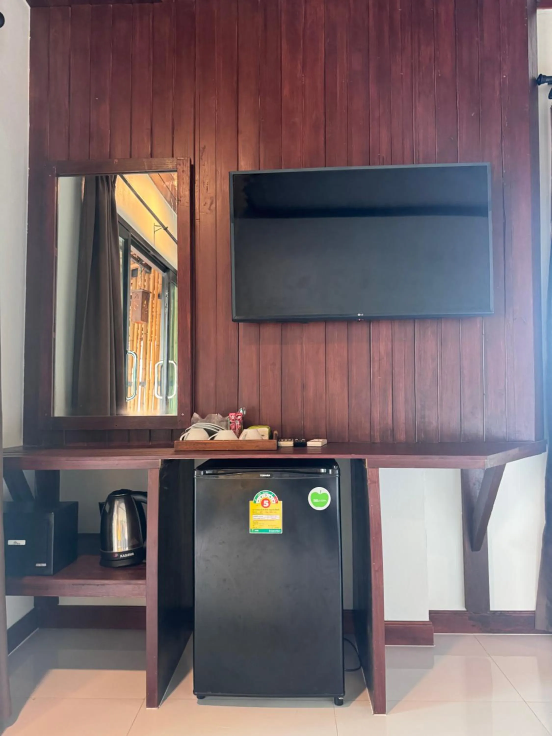 TV and multimedia in Chunut House Resort