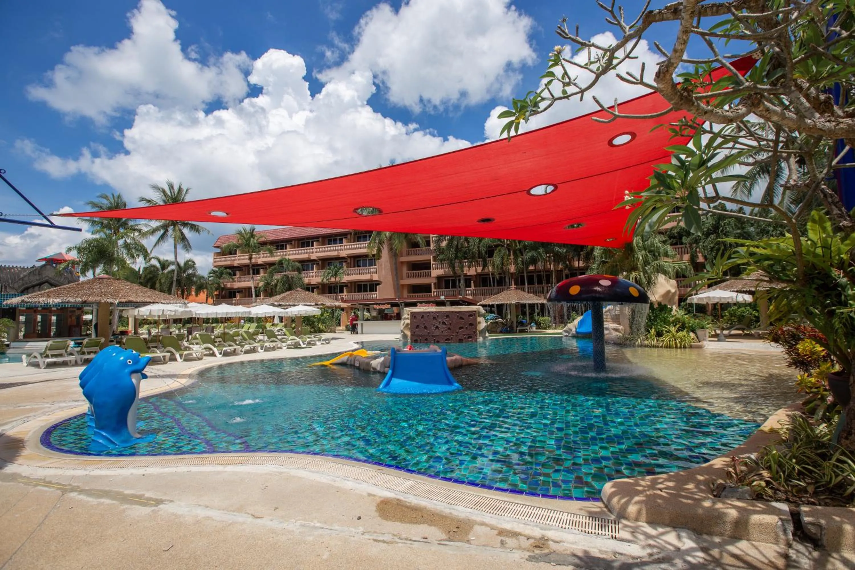 Swimming pool in Phuket Orchid Resort and Spa