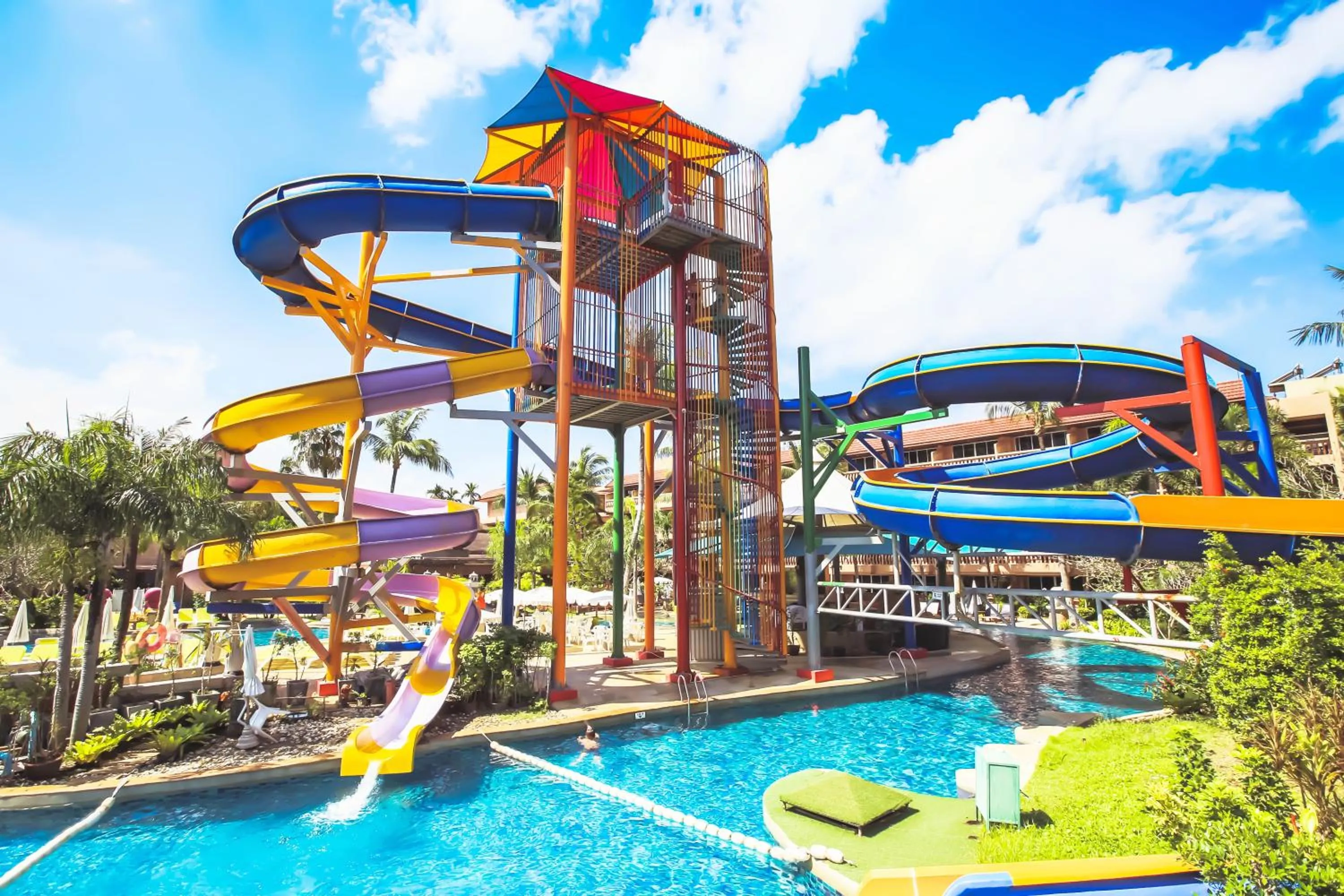 Swimming pool in Phuket Orchid Resort and Spa