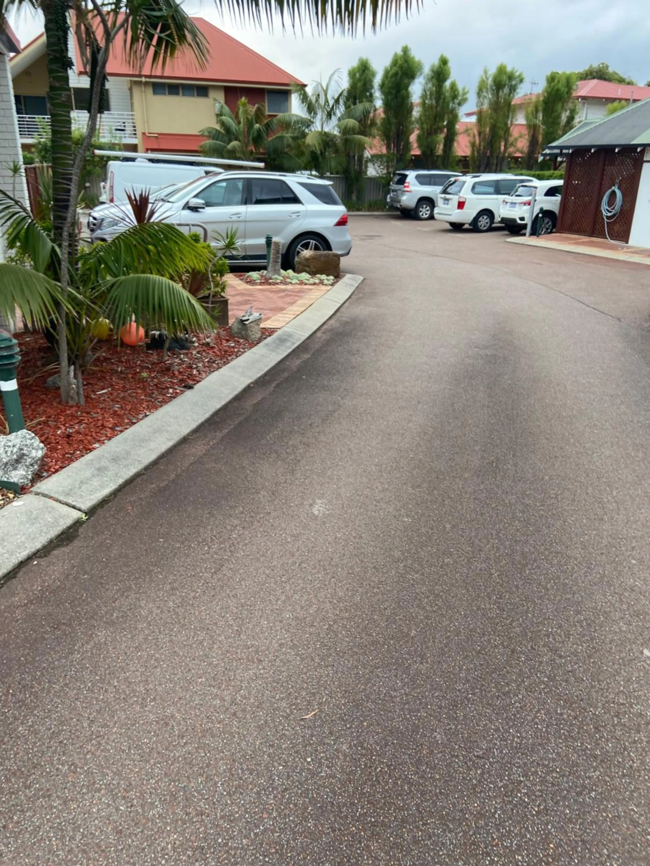 Parking in Dolphin Lodge Albany - Self Contained Apartments at Middleton Beach